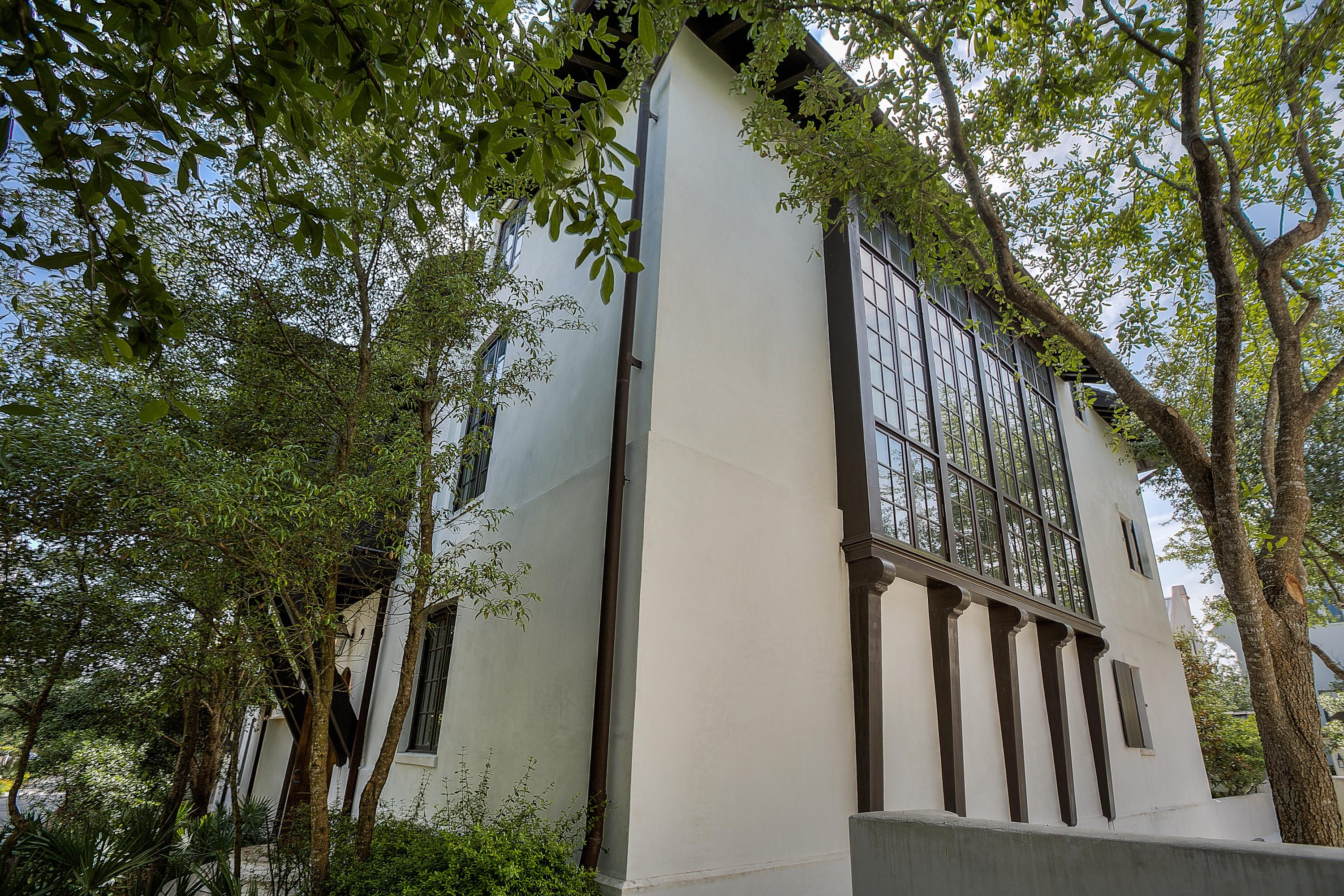 34 N SPANISH TOWN Lane