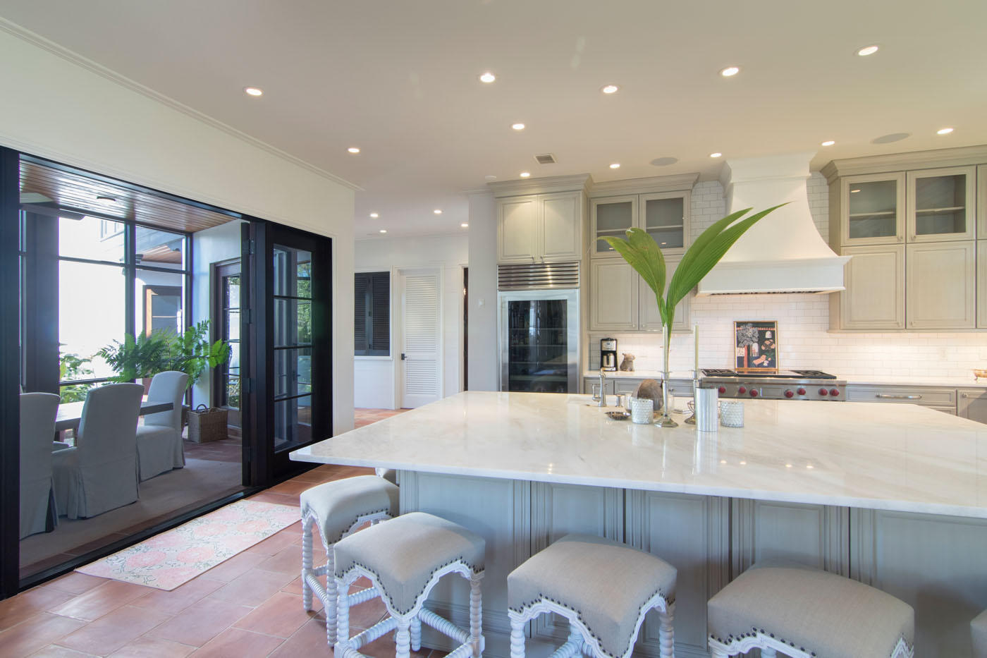 112 W Kingston Road