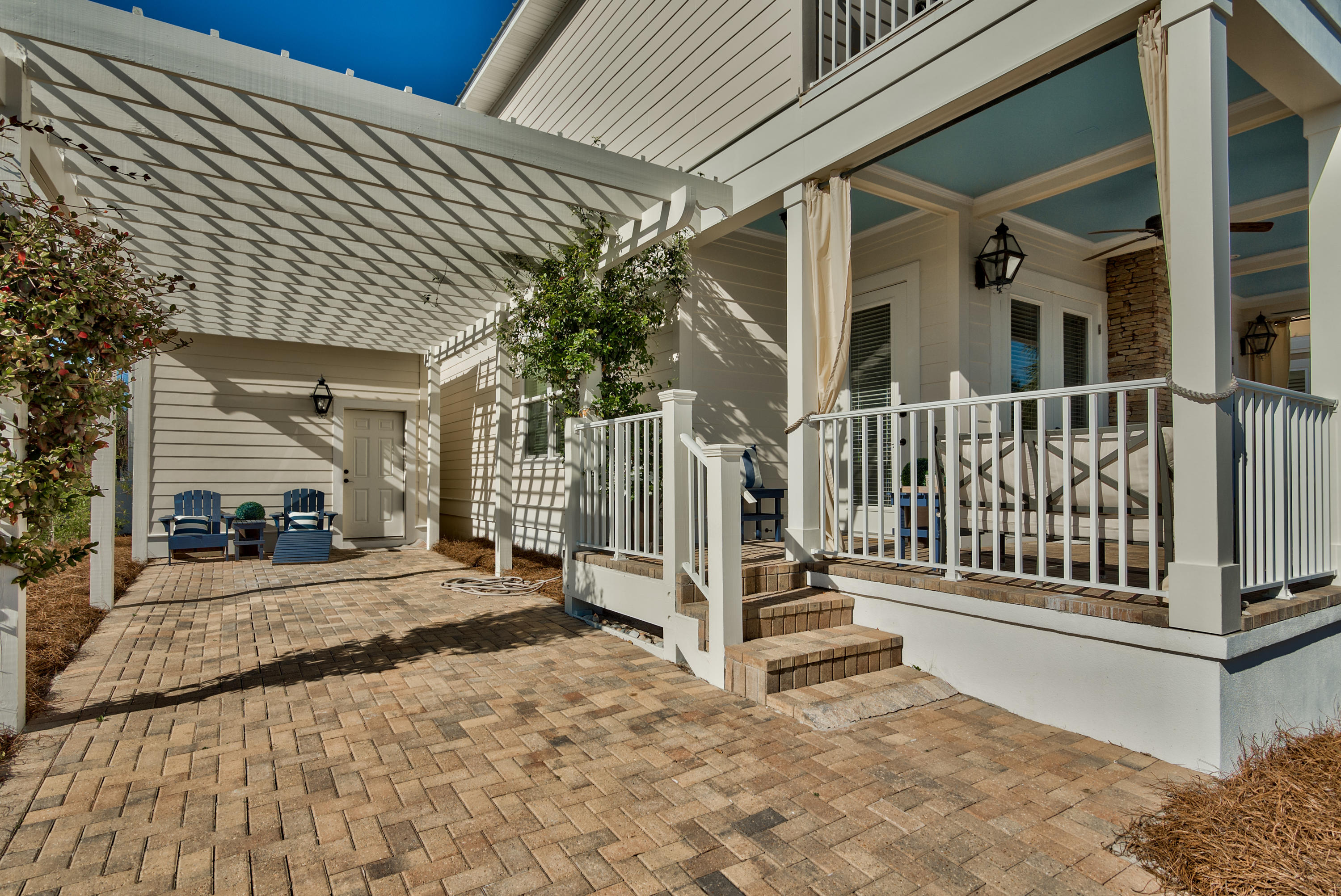 70 White Cliffs Drive