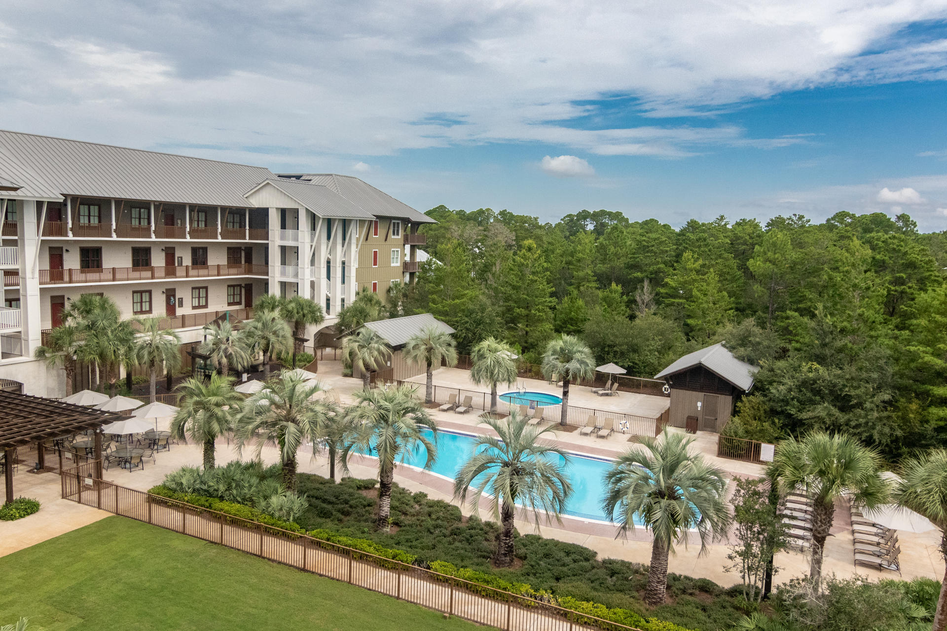 2048 W County Hwy 30A, UNIT R2-108 & R2-109