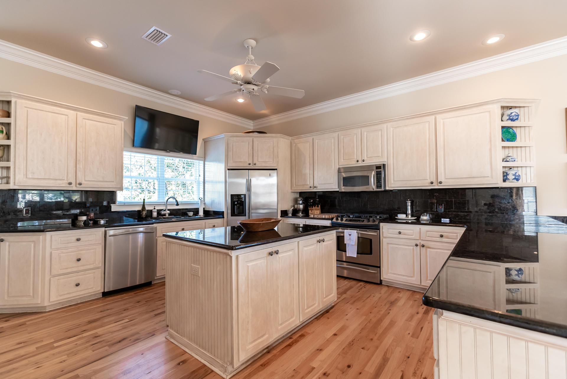 45 White Cliffs Lane