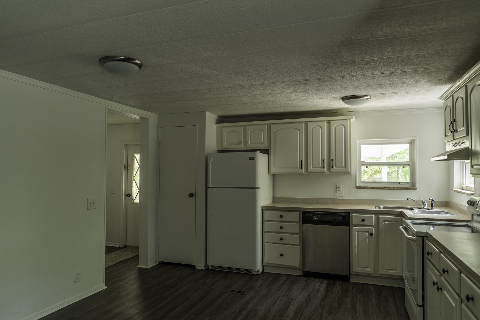 1128 N Co Hwy 395