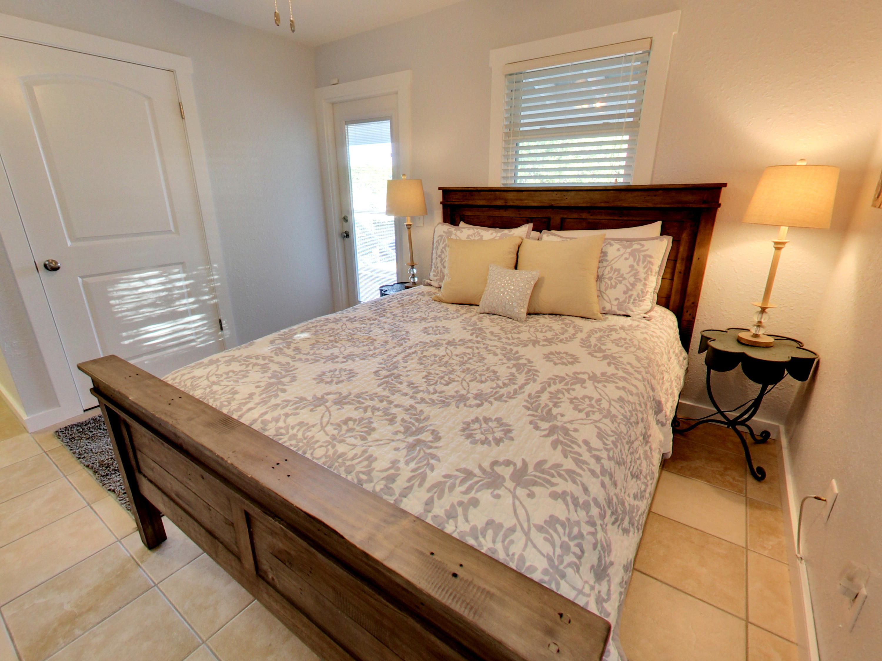 321 Pelican Circle, A-B