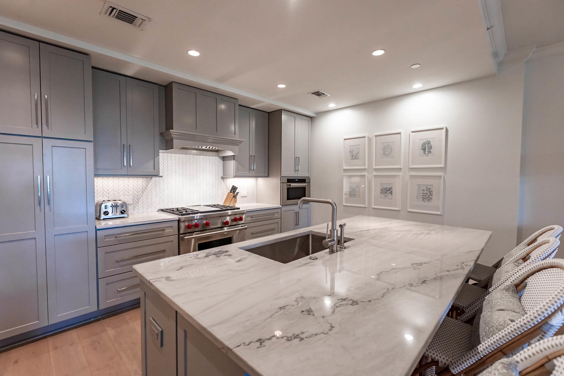 46 N Barrett Square, Unit #303