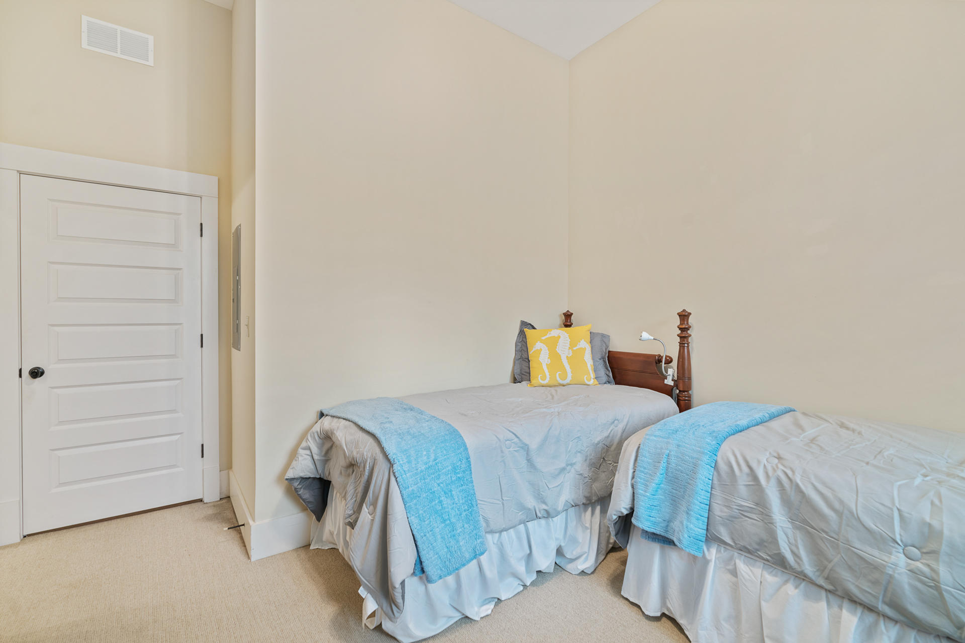 2046 W Co Highway 30-A, UNIT M2-229