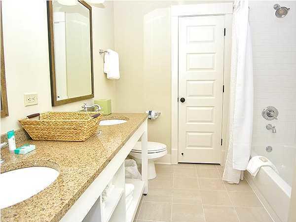 2046 W Co Highway 30-A, UNIT M2-428