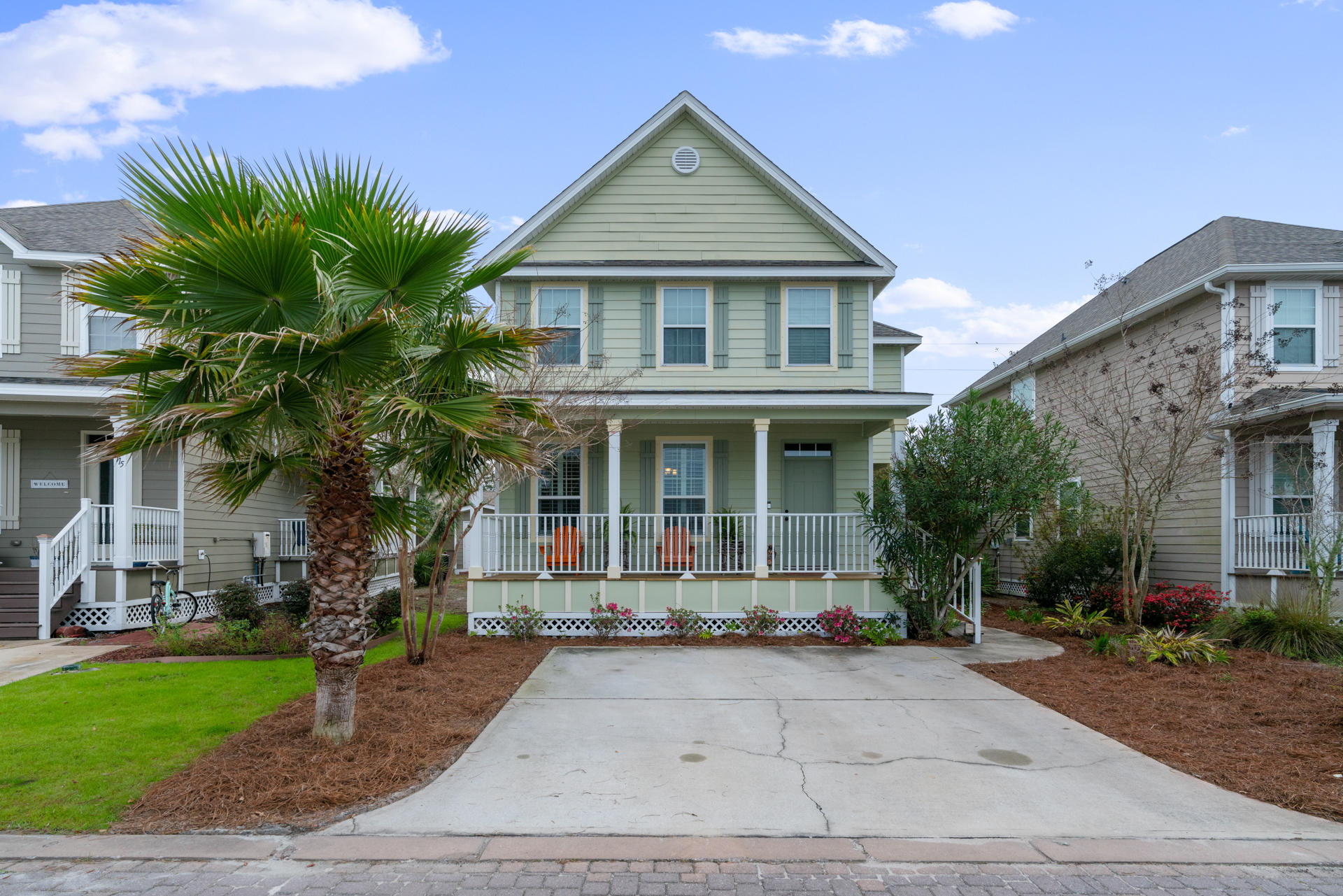 121 Golf Villa Drive