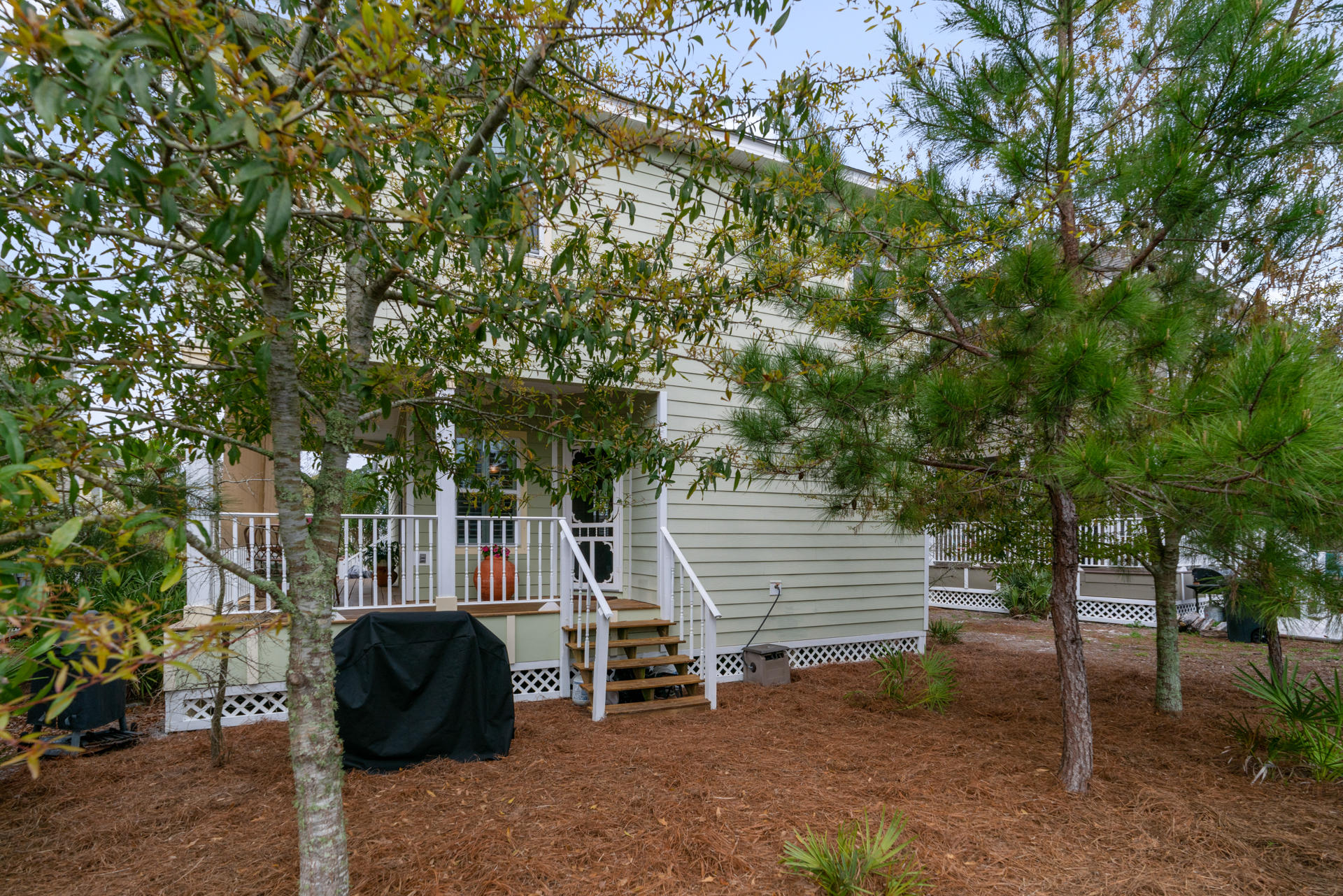 121 Golf Villa Drive