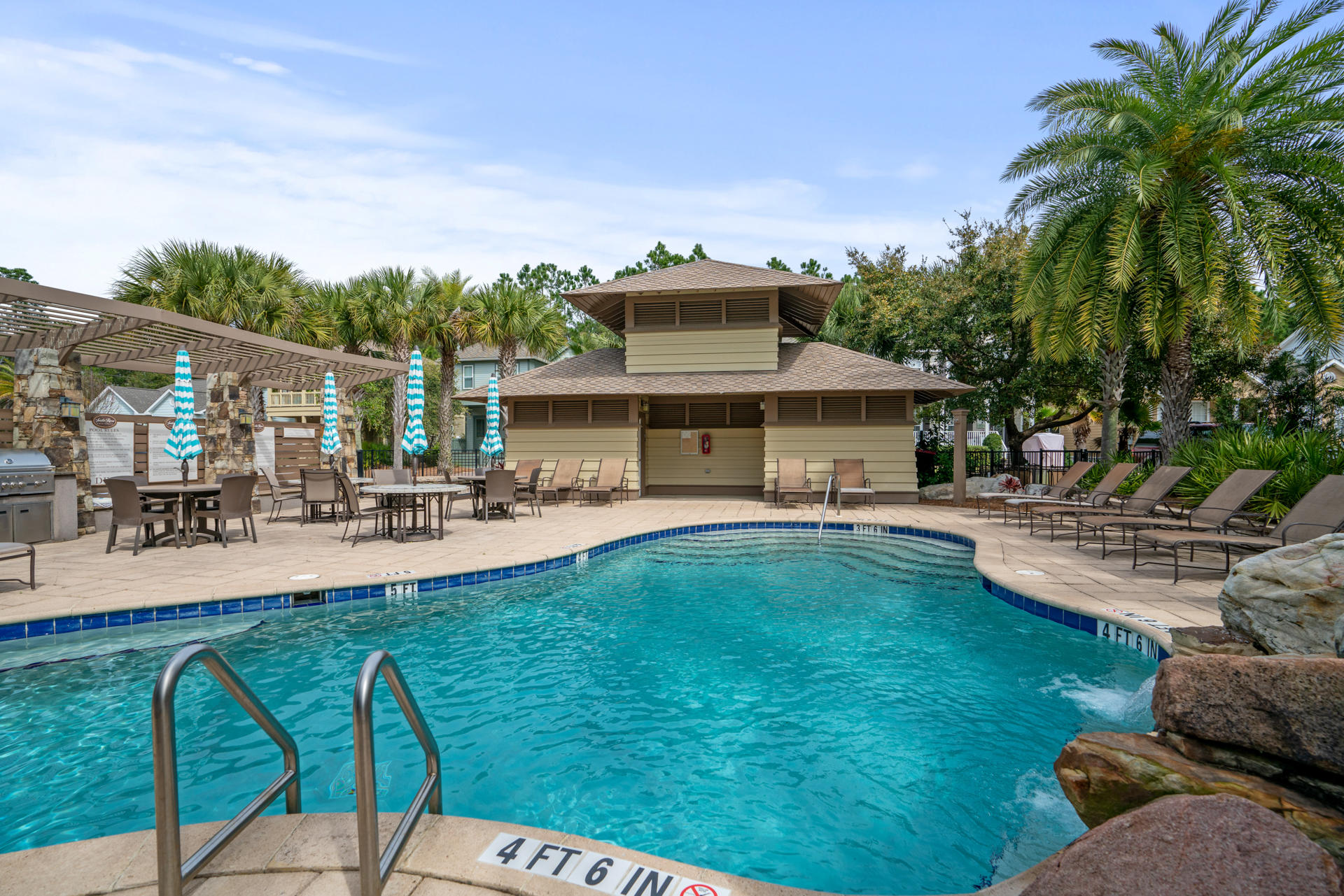 121 Golf Villa Drive