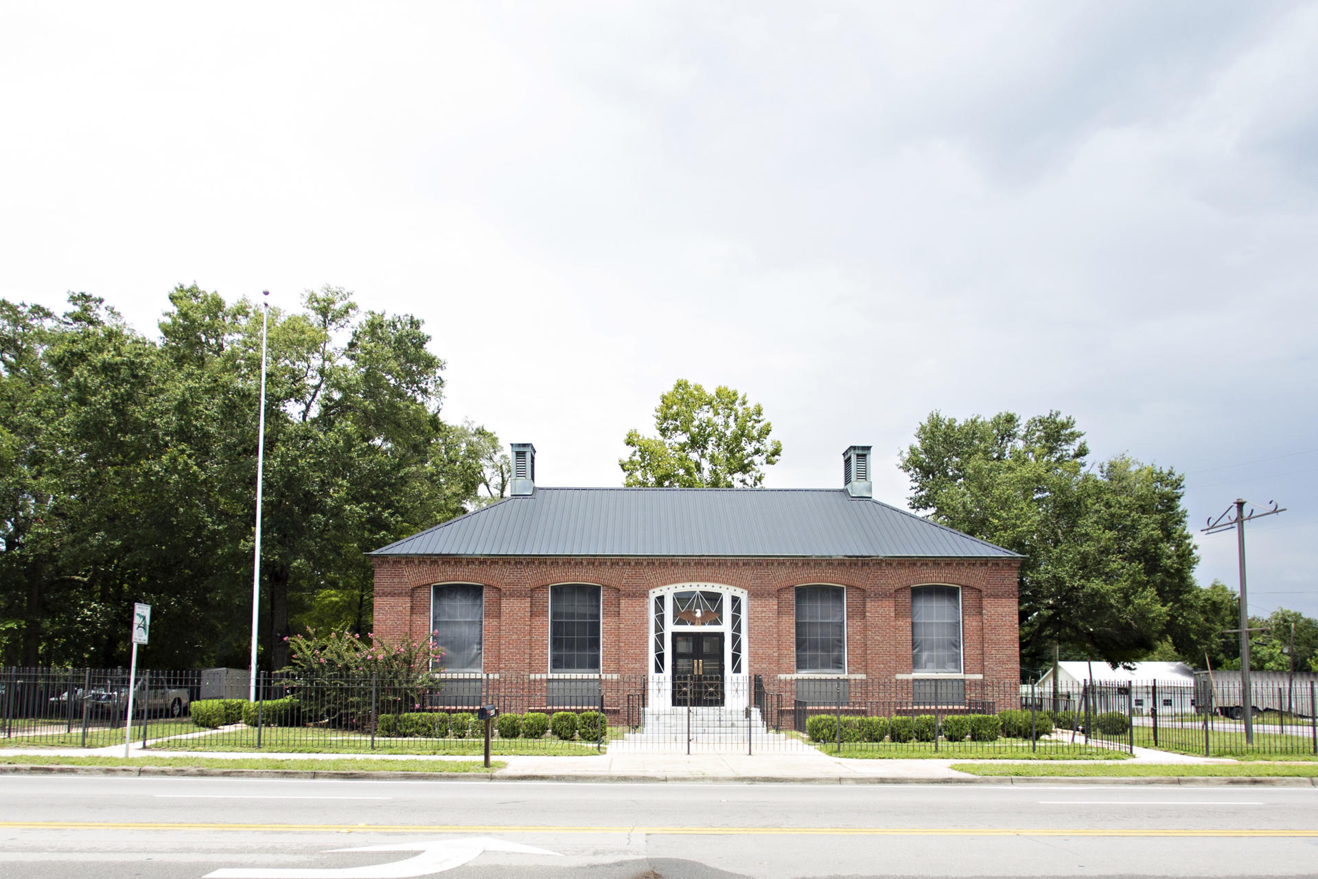 445 Us Highway 90 Avenue