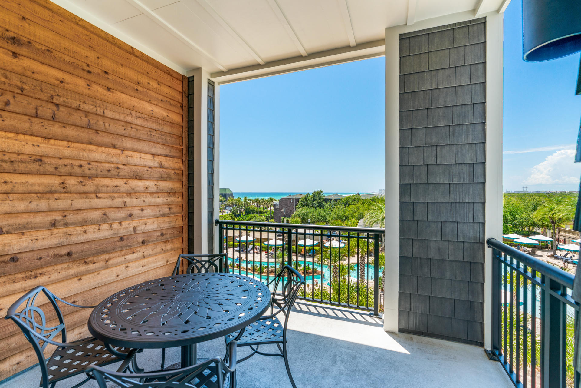 100 Matthew Boulevard, 306
