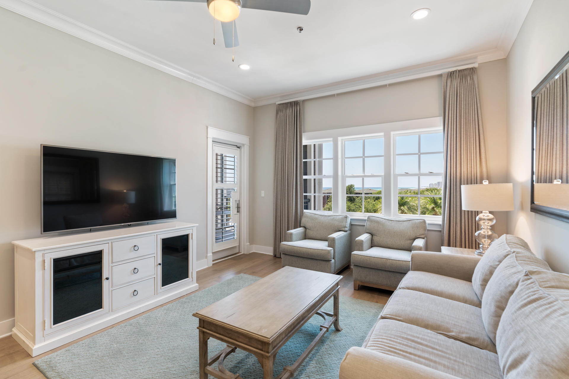 100 Matthew Boulevard, 306