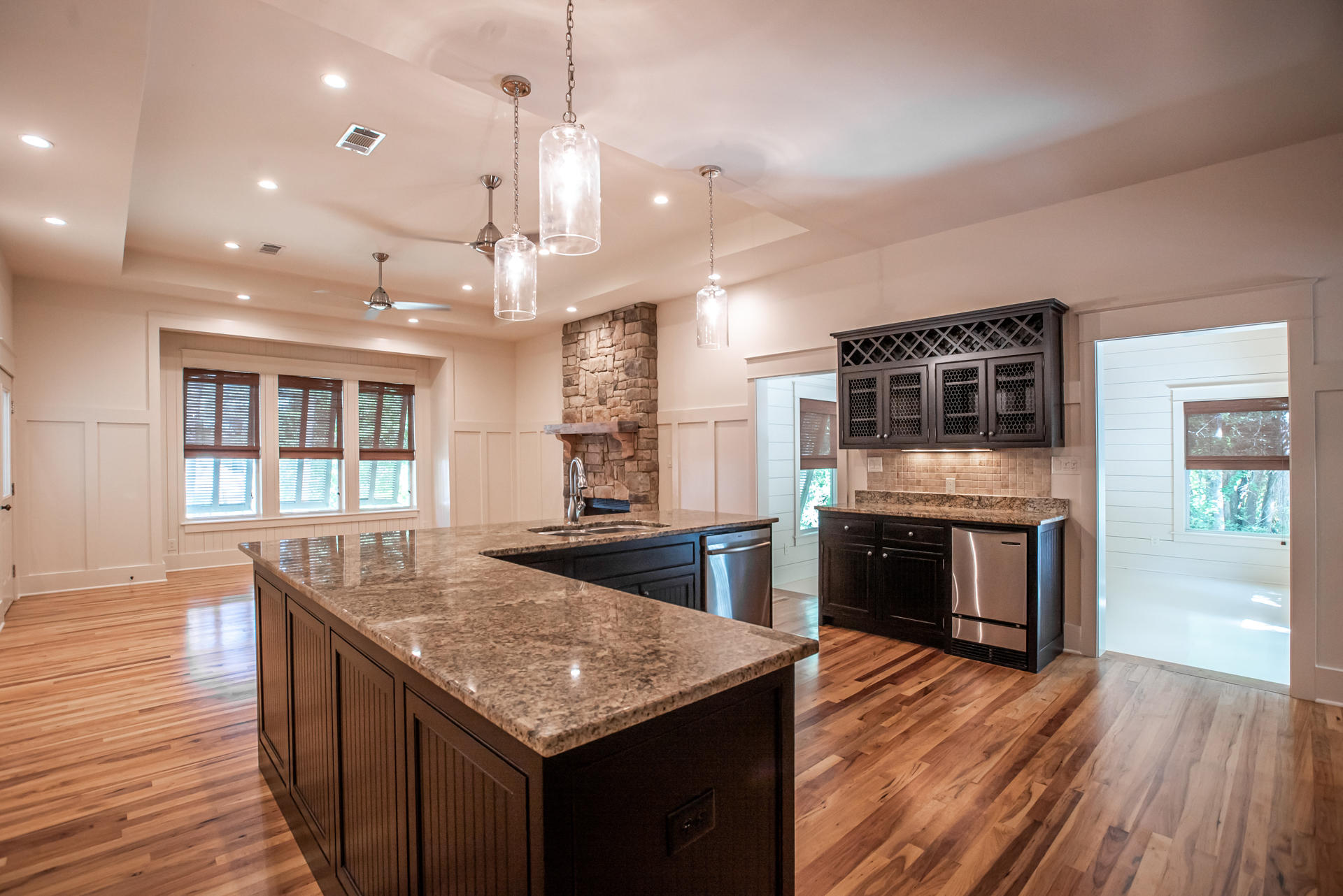 180 E Shallows Drive