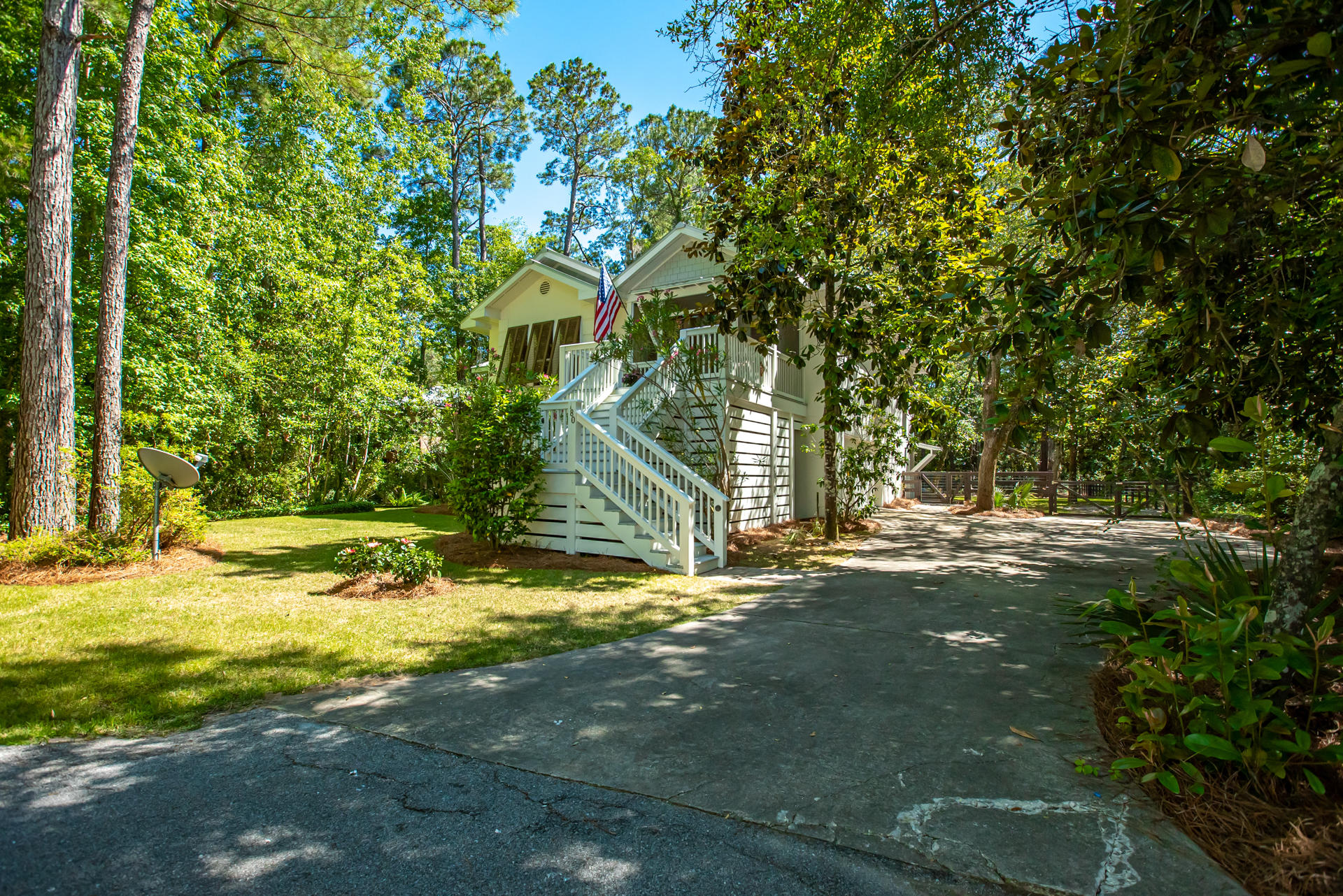 180 E Shallows Drive