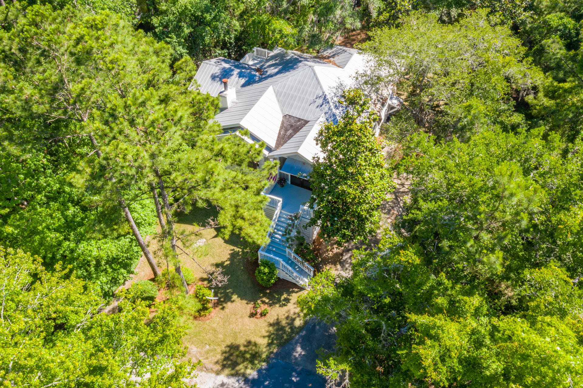 180 E Shallows Drive