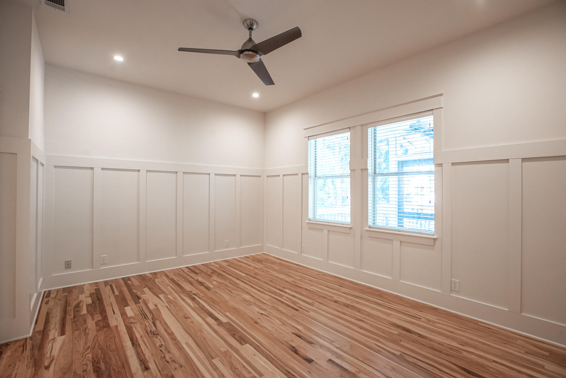 180 E Shallows Drive