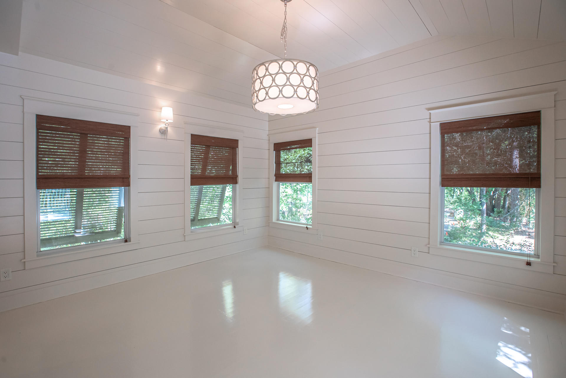 180 E Shallows Drive