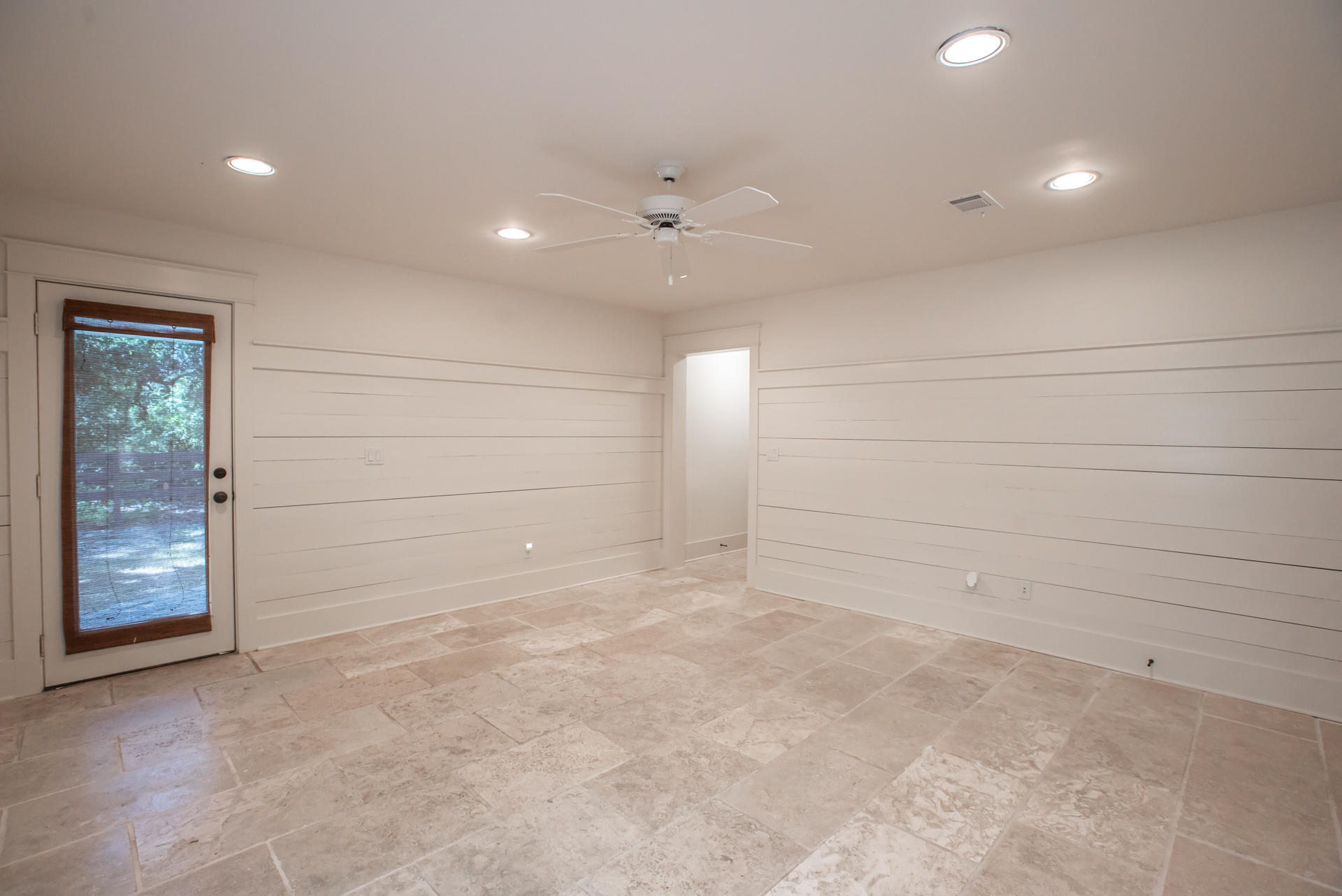 180 E Shallows Drive