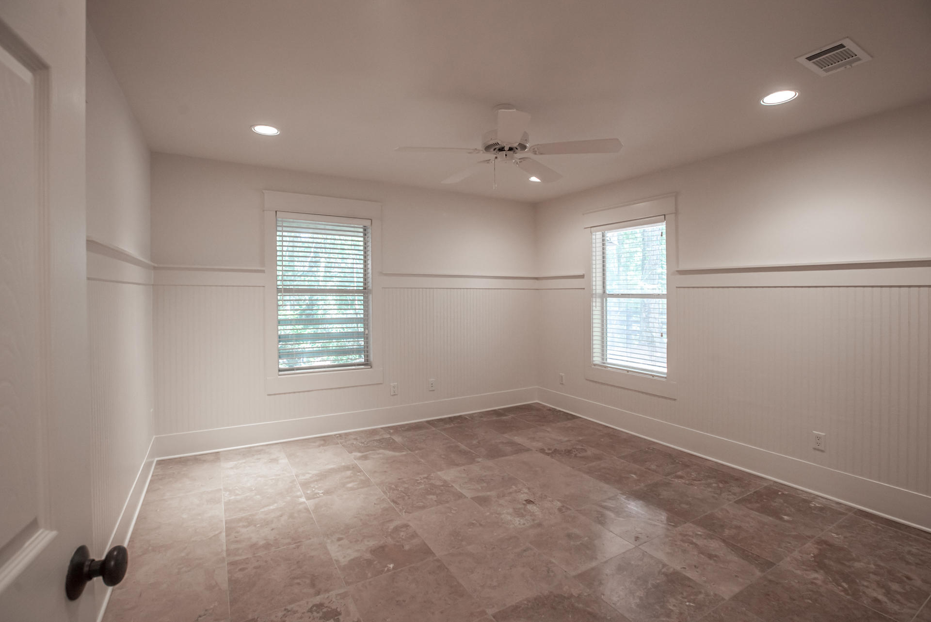 180 E Shallows Drive