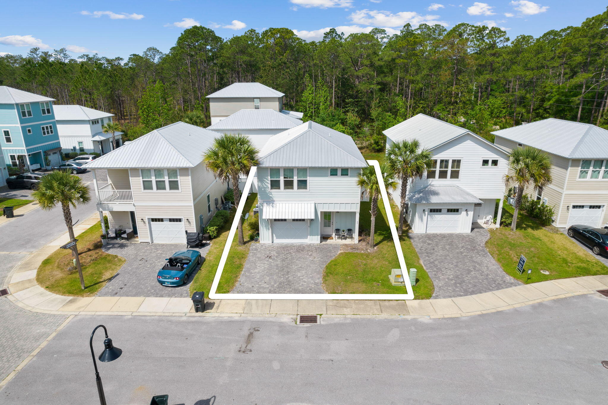 30 Lighthouse Pointe Boulevard