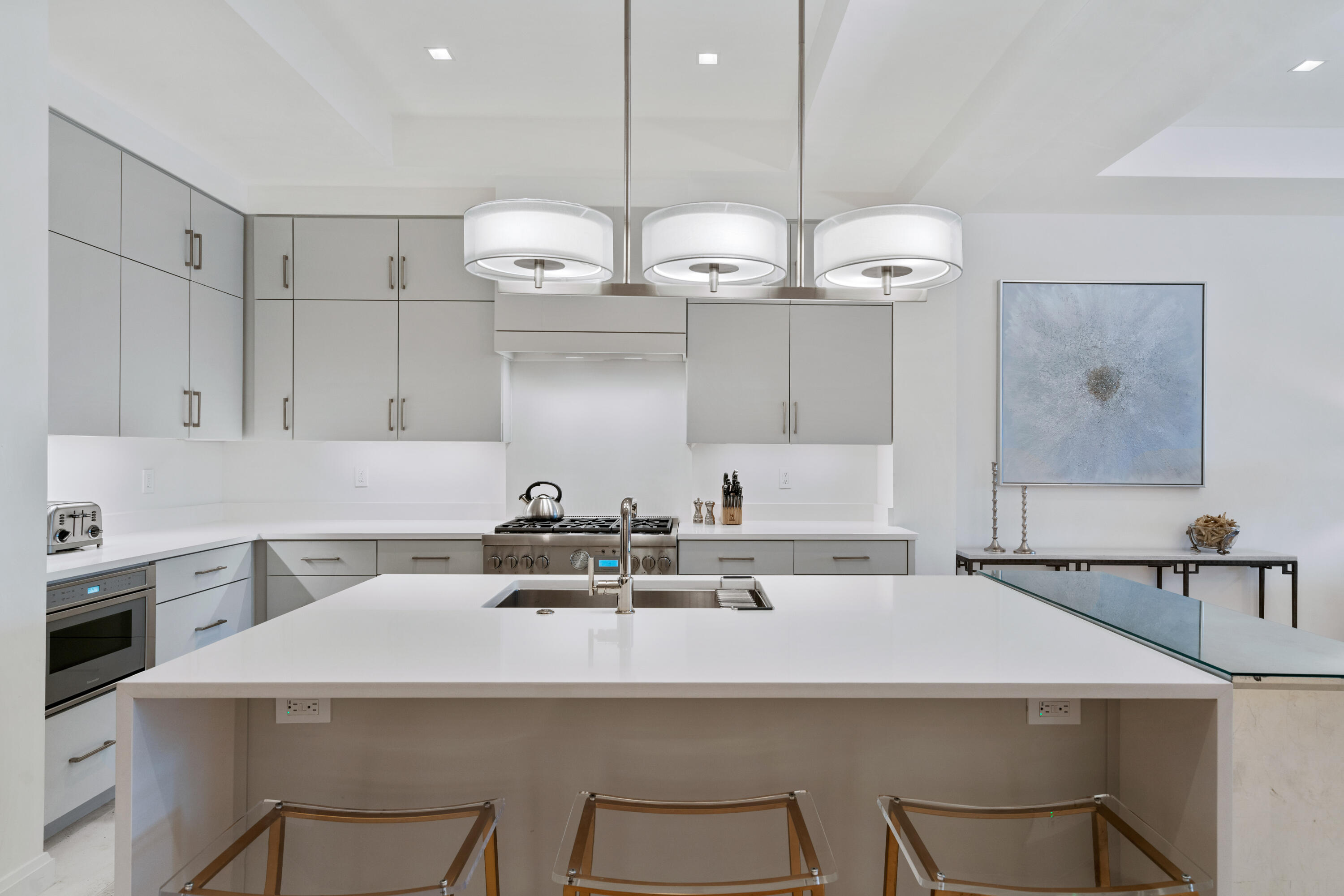 74 Governors Court, # W203