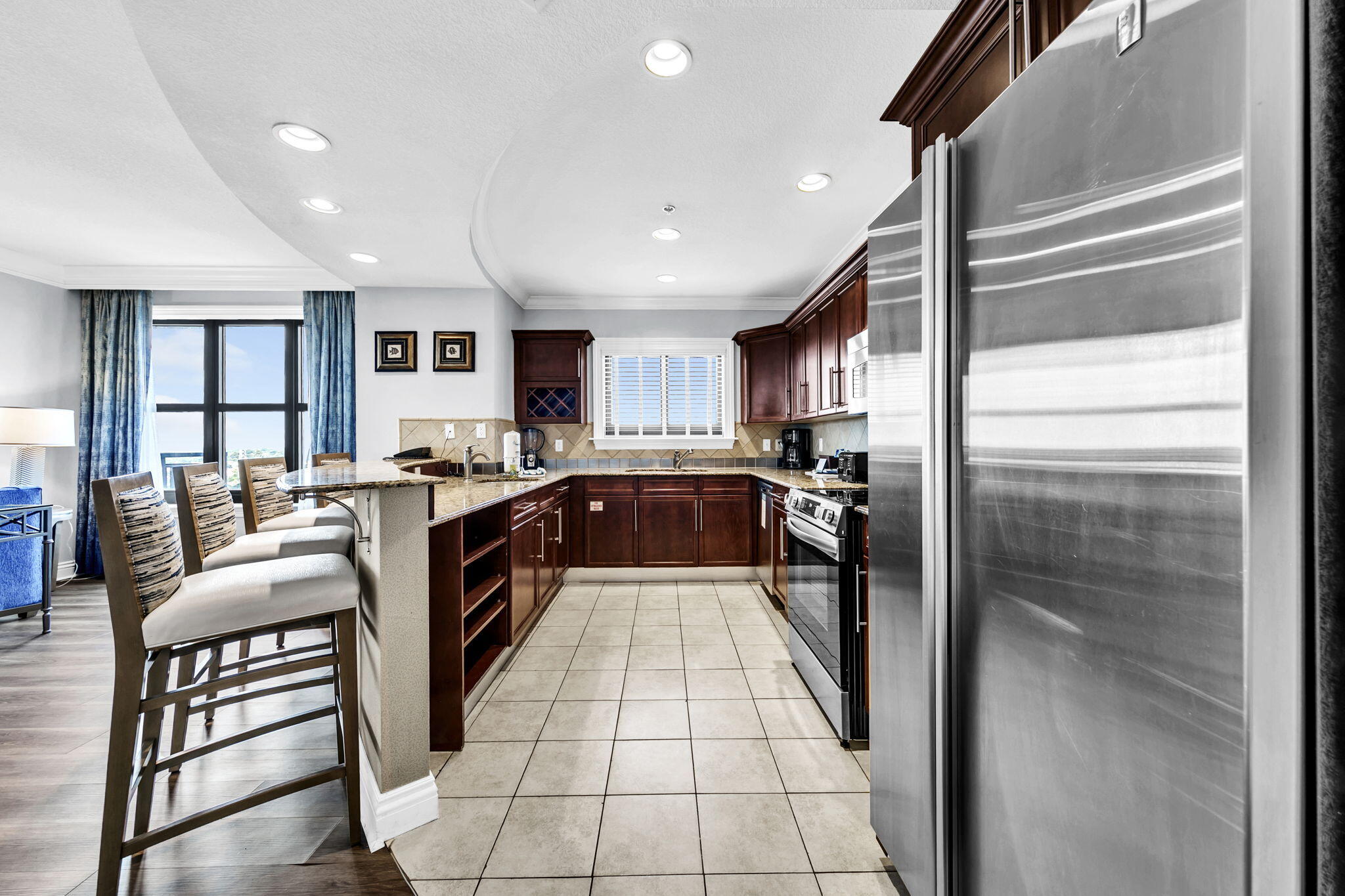 10 Harbor Boulevard, E610 - Week A