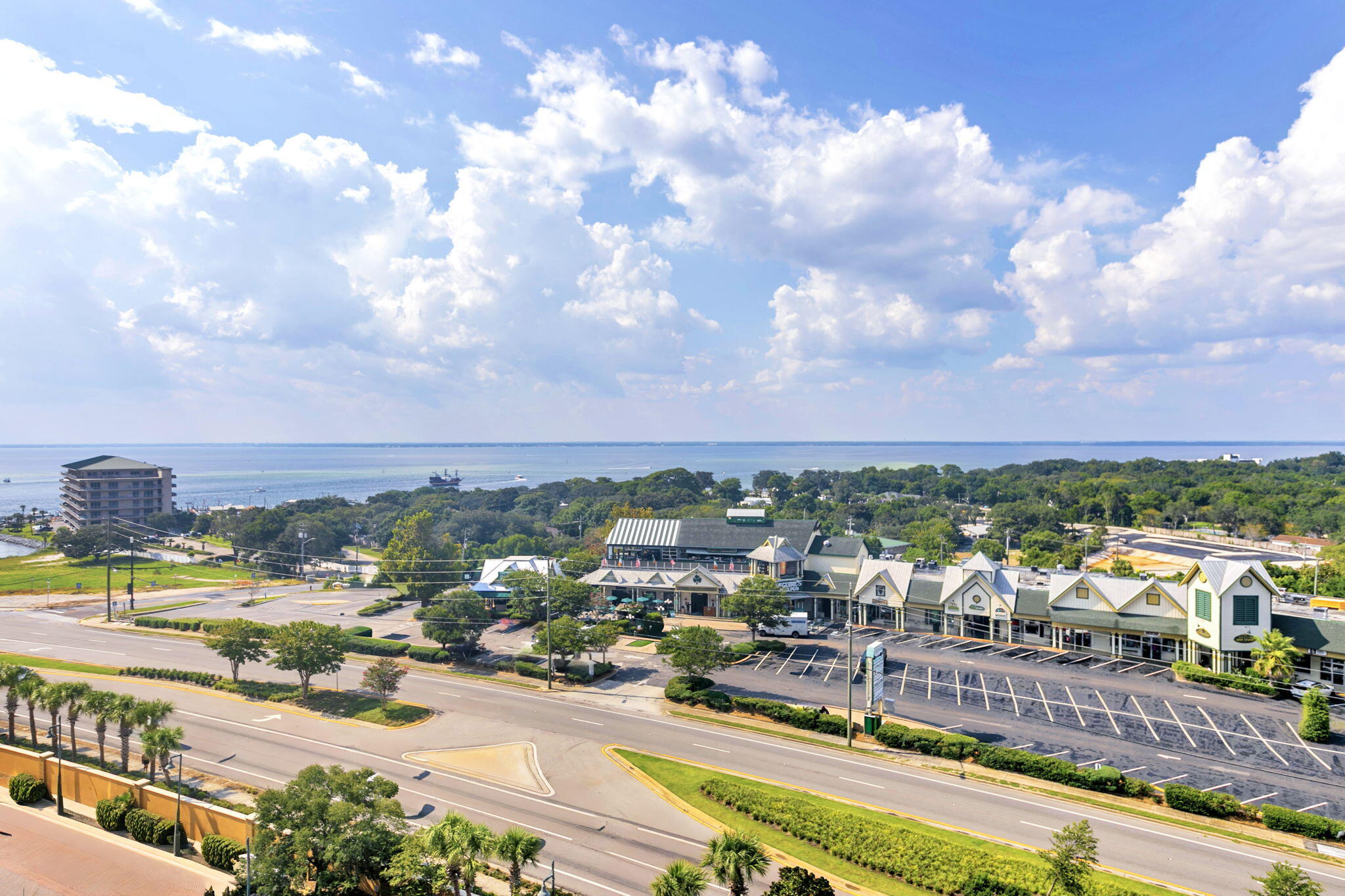 10 Harbor Boulevard, E610 - Week A