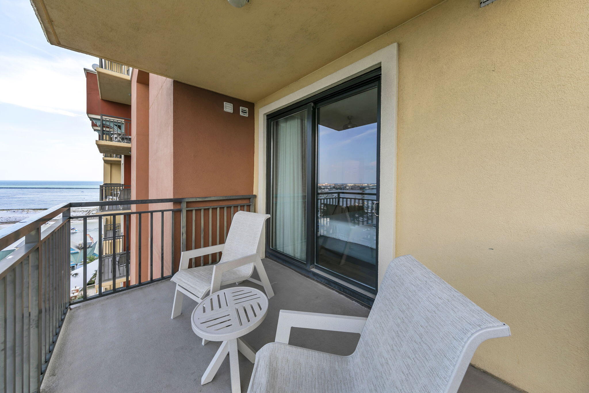 10 Harbor Boulevard, E610 - Week A
