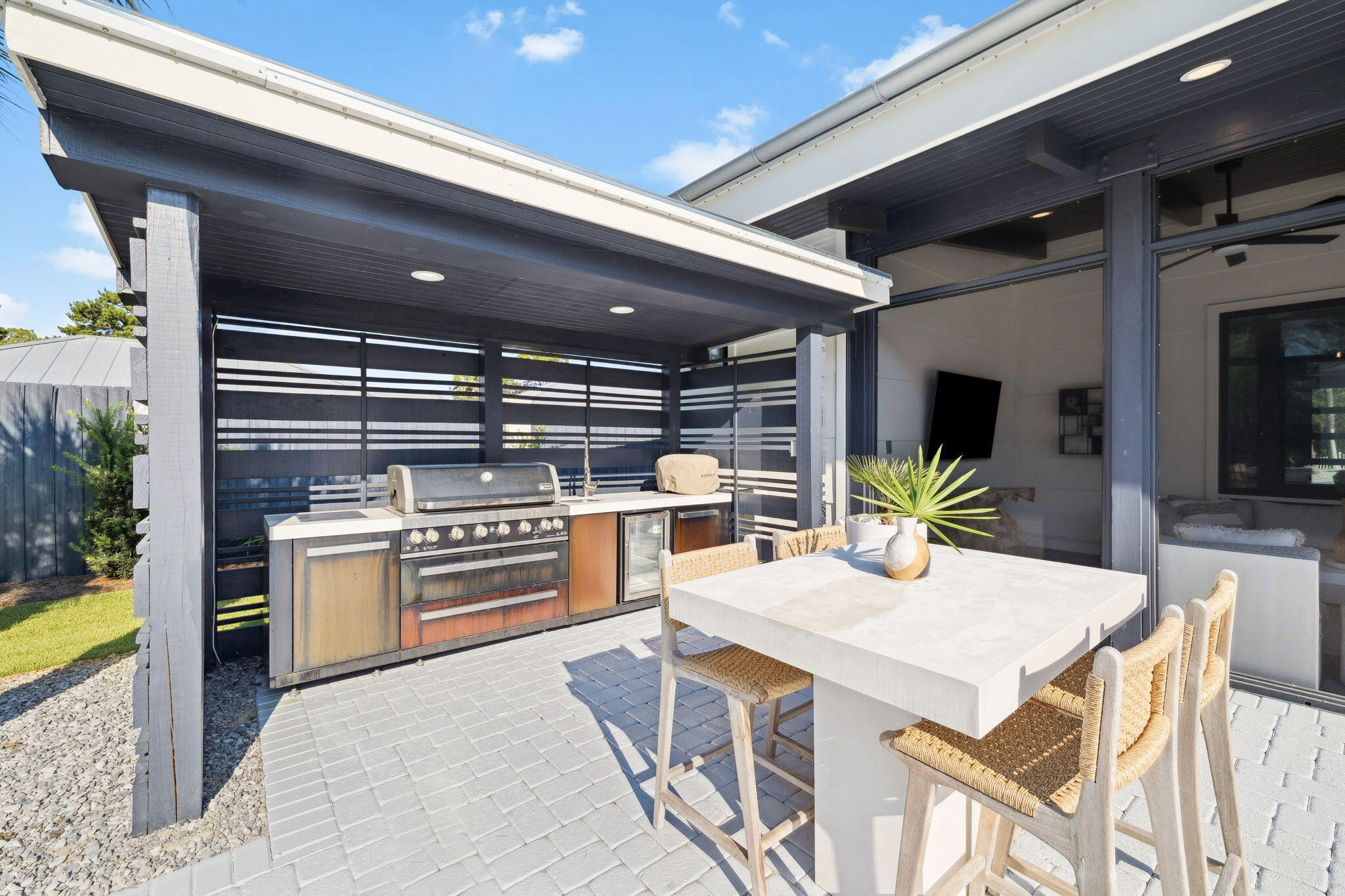 114 E Surfside Drive