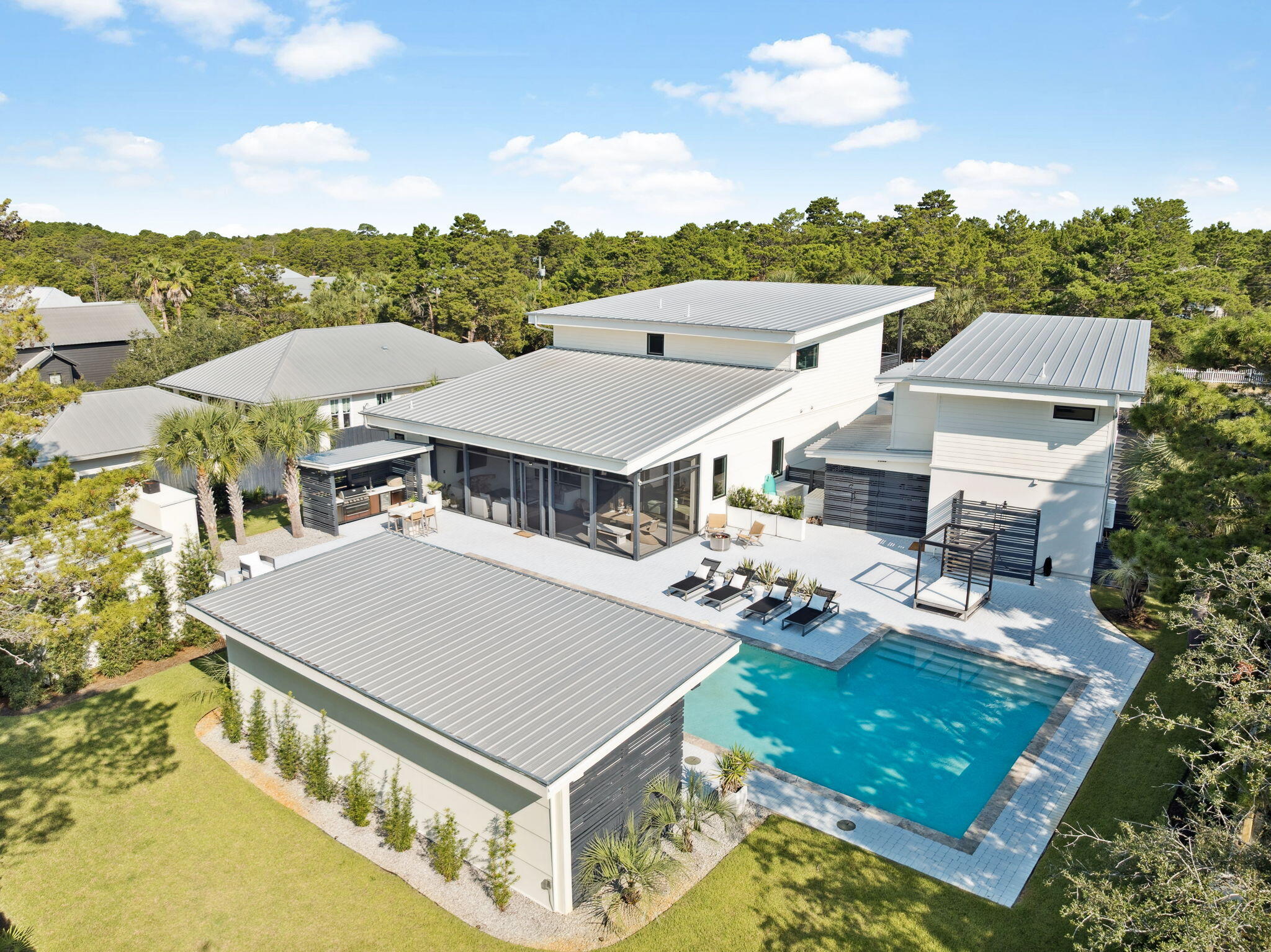 114 E Surfside Drive