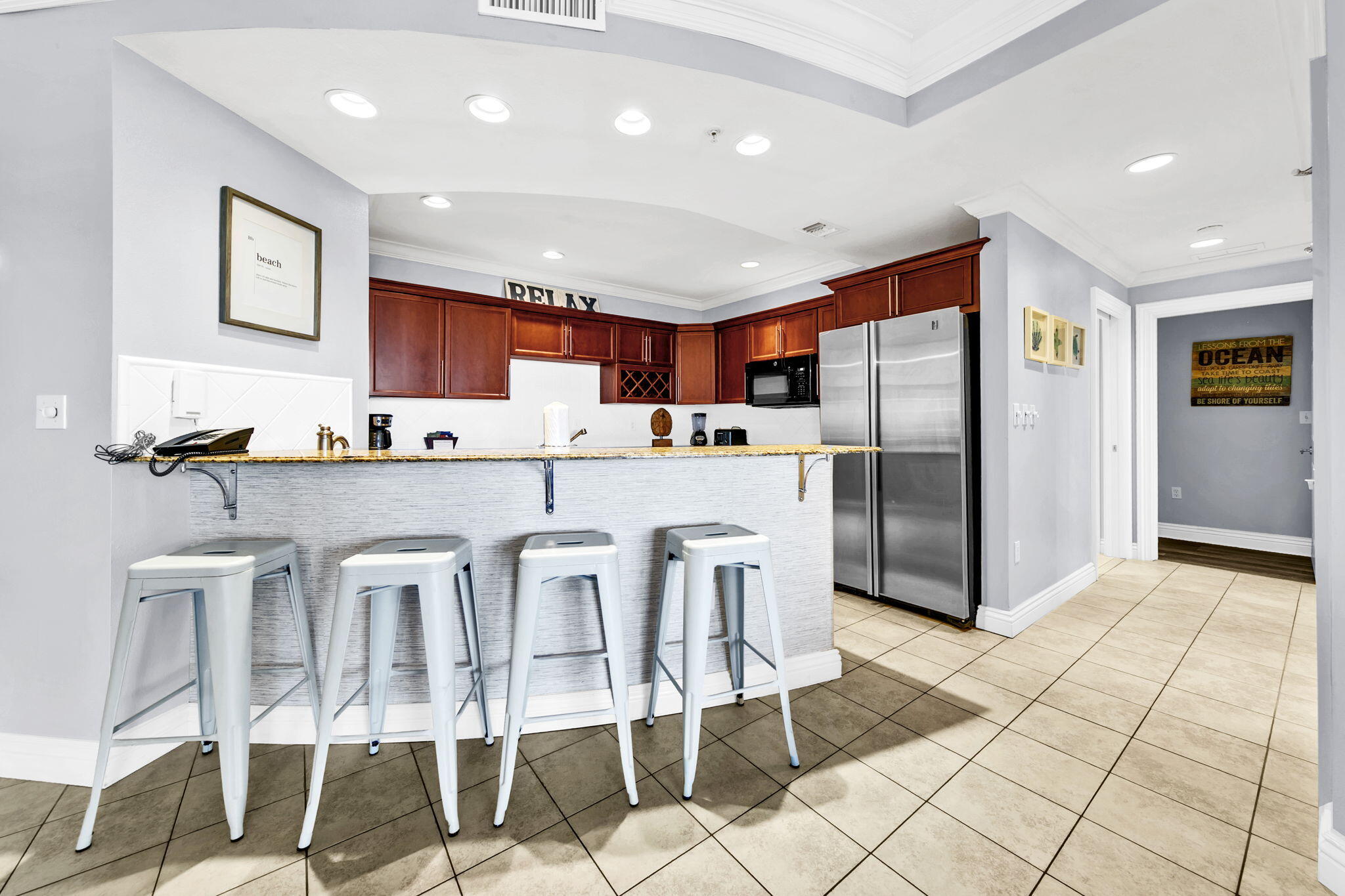 10 Harbor Boulevard, W329