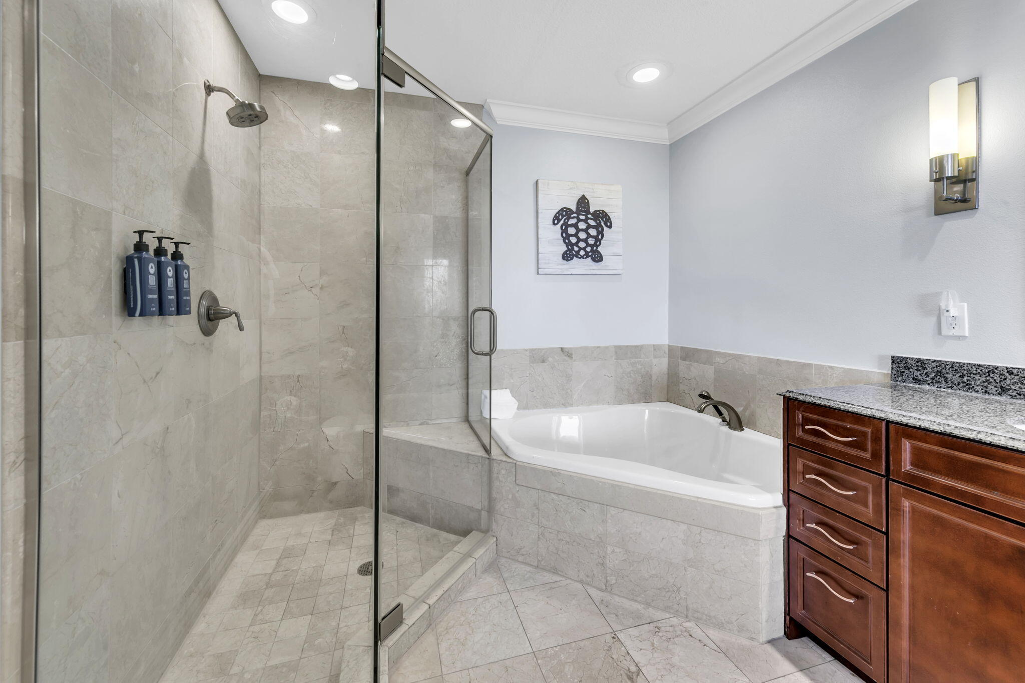 10 Harbor Boulevard, W329