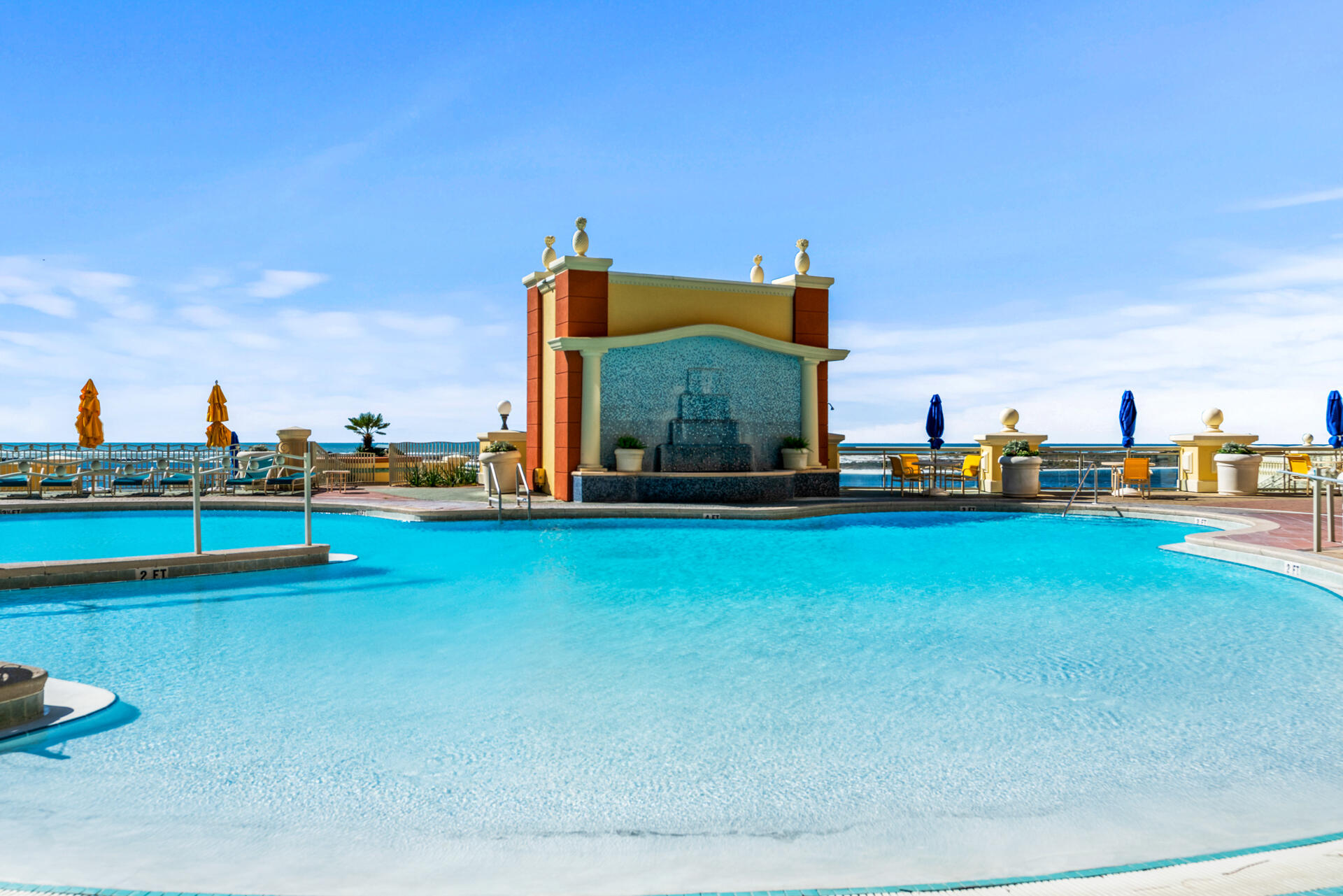 10 Harbor Boulevard, W329