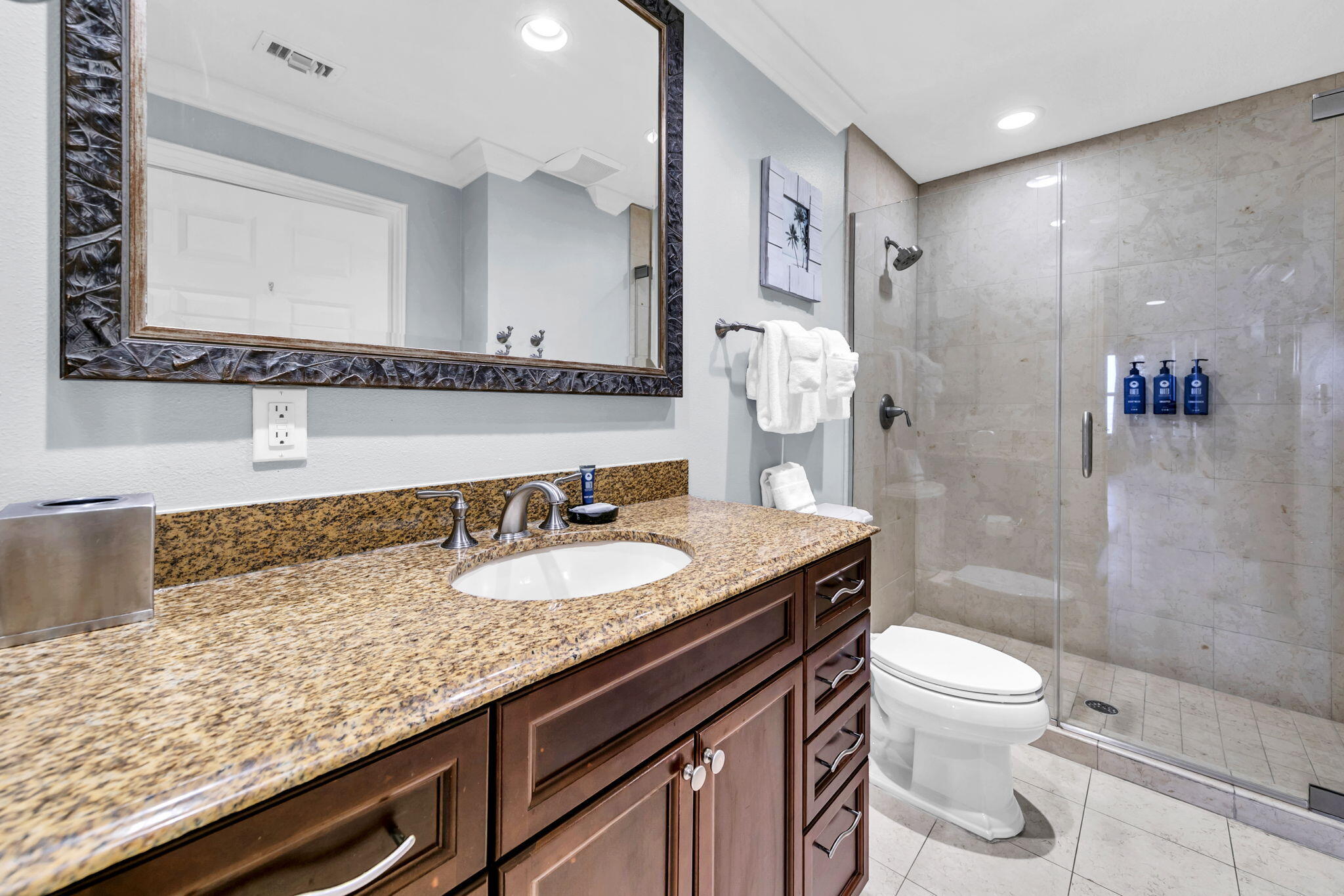 10 Harbor Boulevard, W329