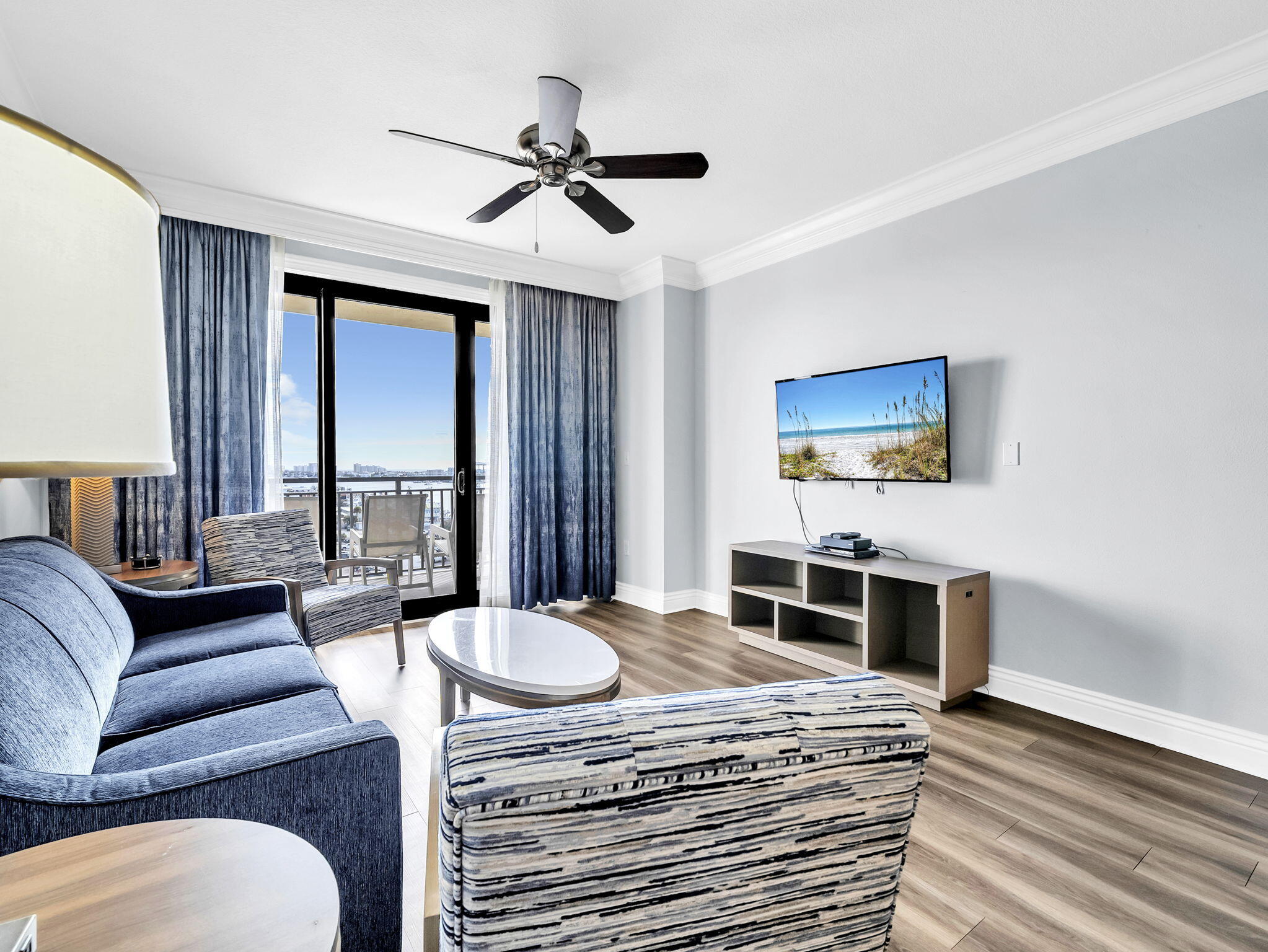 10 Harbor Boulevard E408-Week F