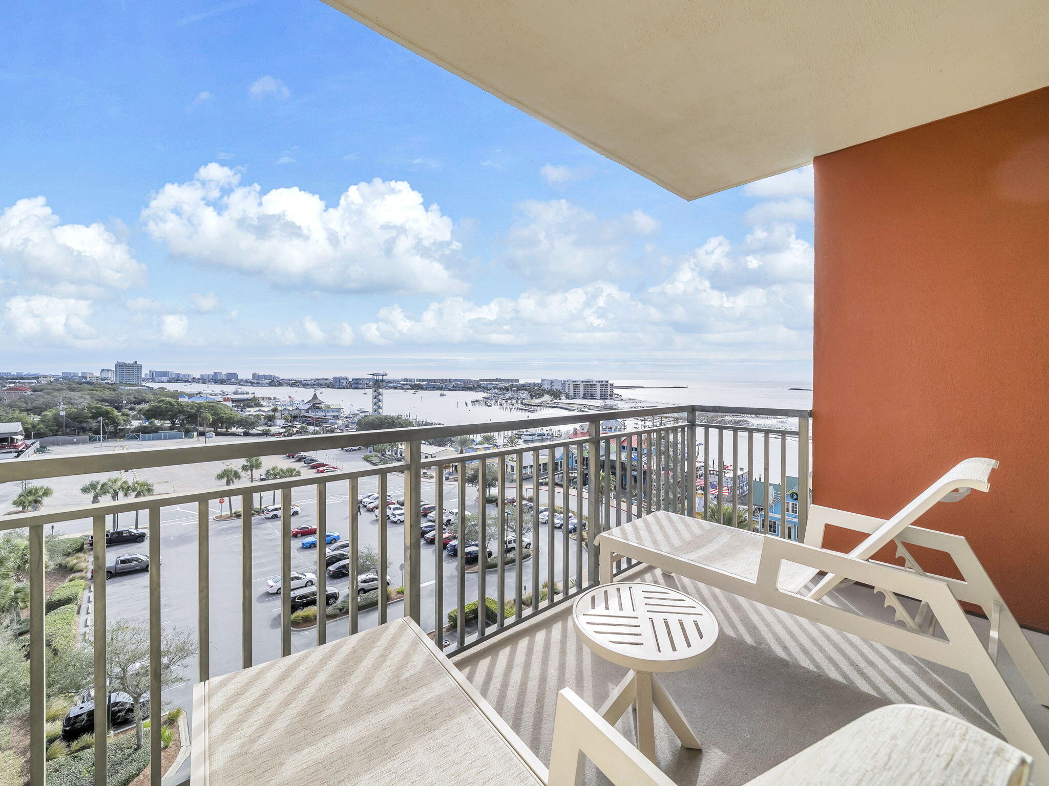 10 Harbor Boulevard E408-Week F
