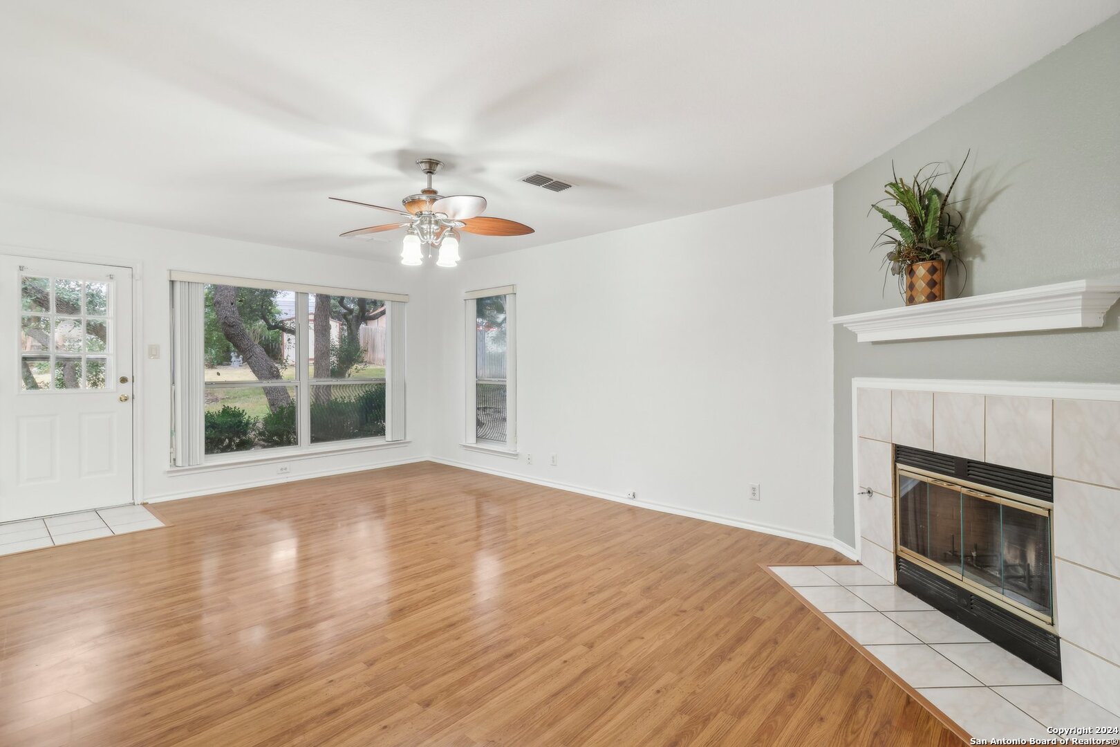8834 star creek