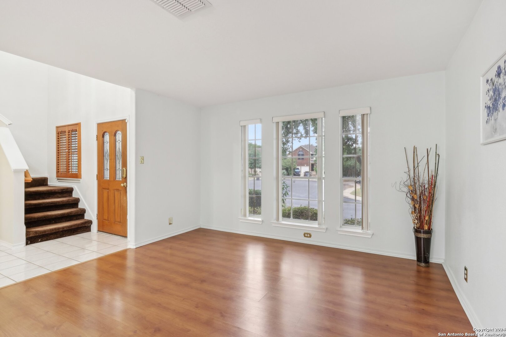 8834 star creek