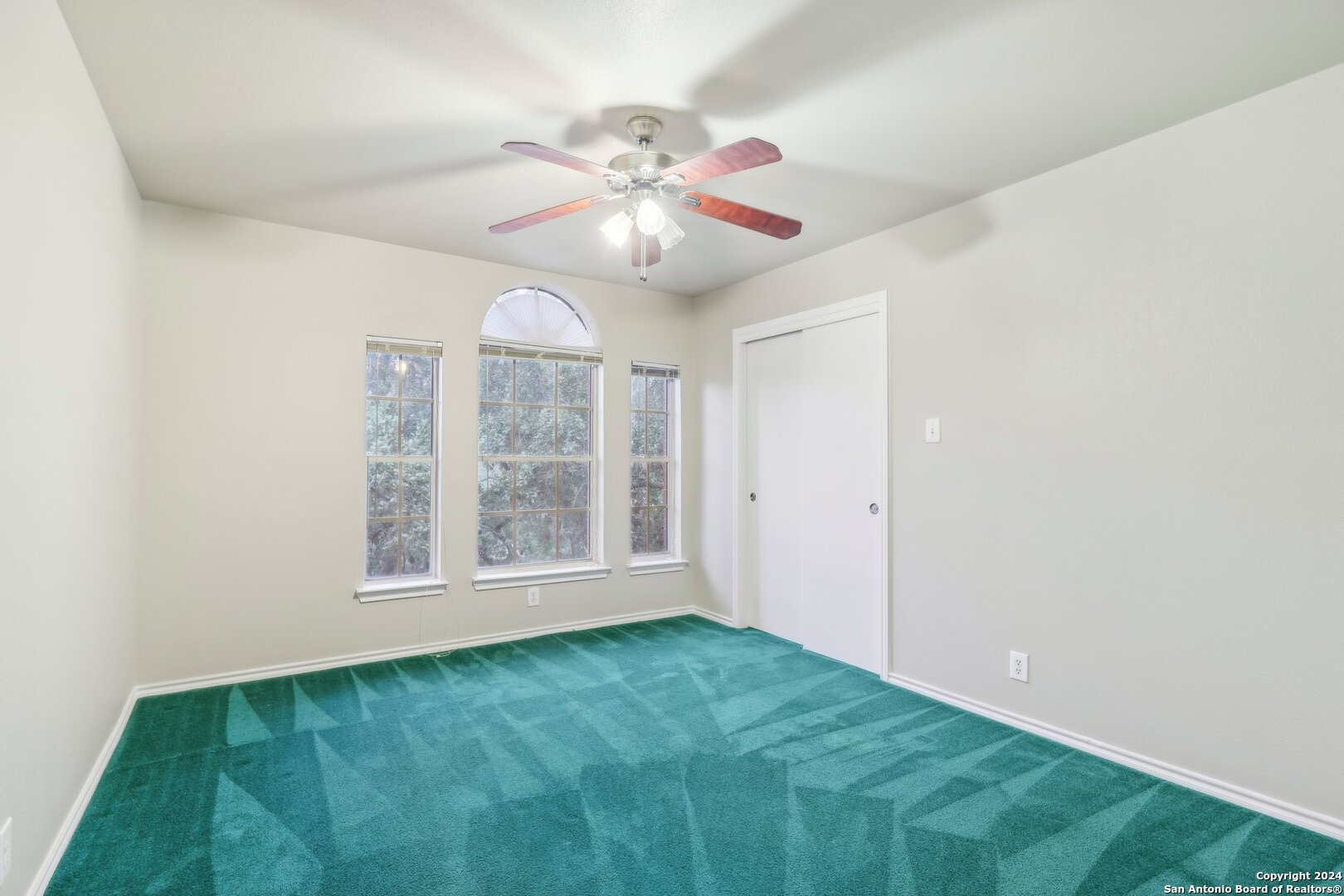 8834 star creek