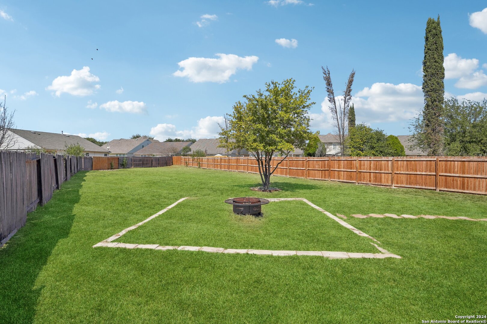 4931 ROAN BRK
