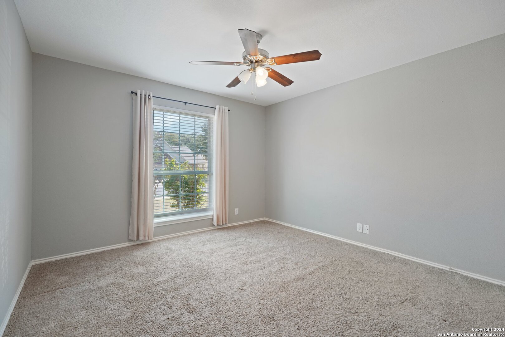 4931 ROAN BRK