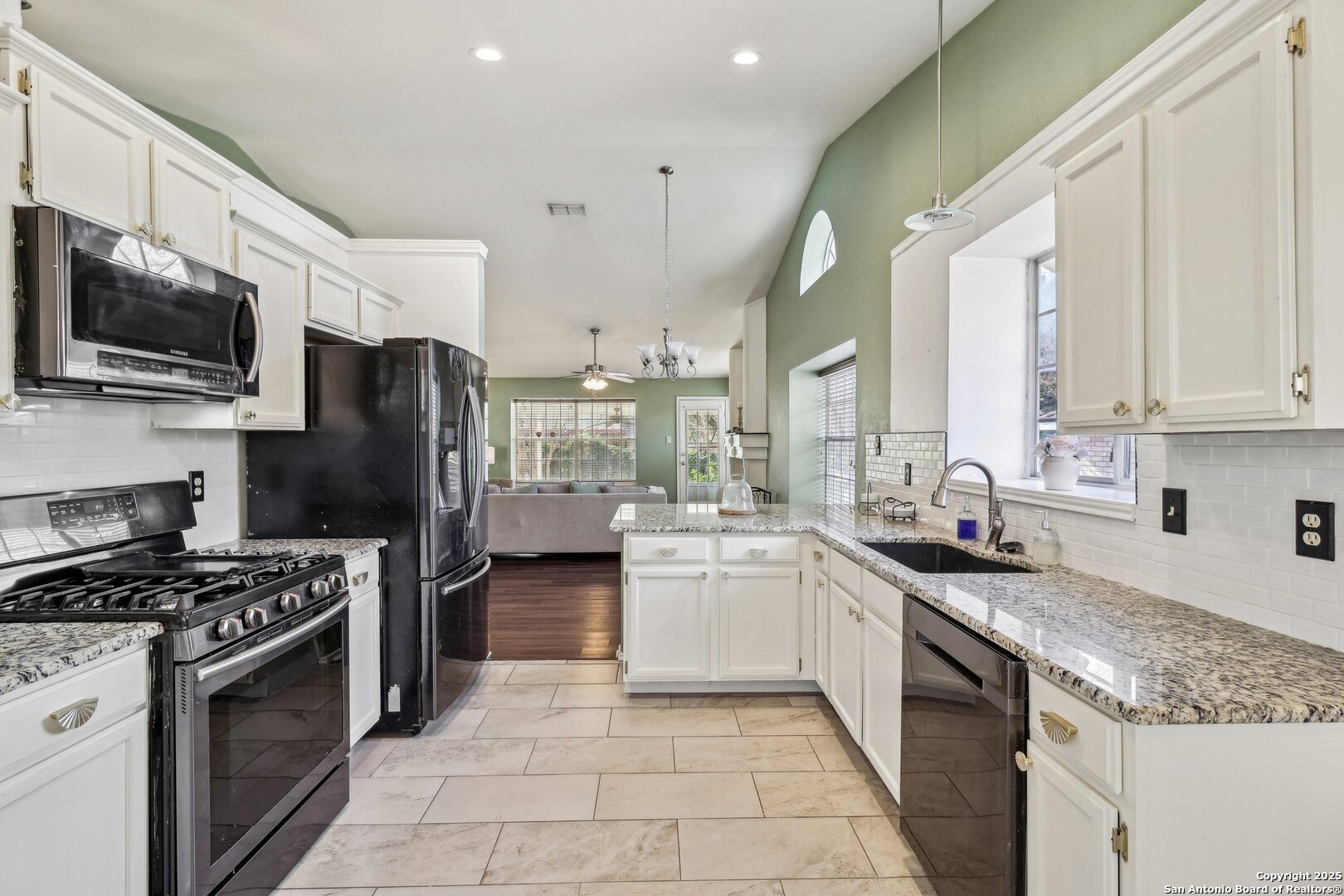7827 DASHWOOD