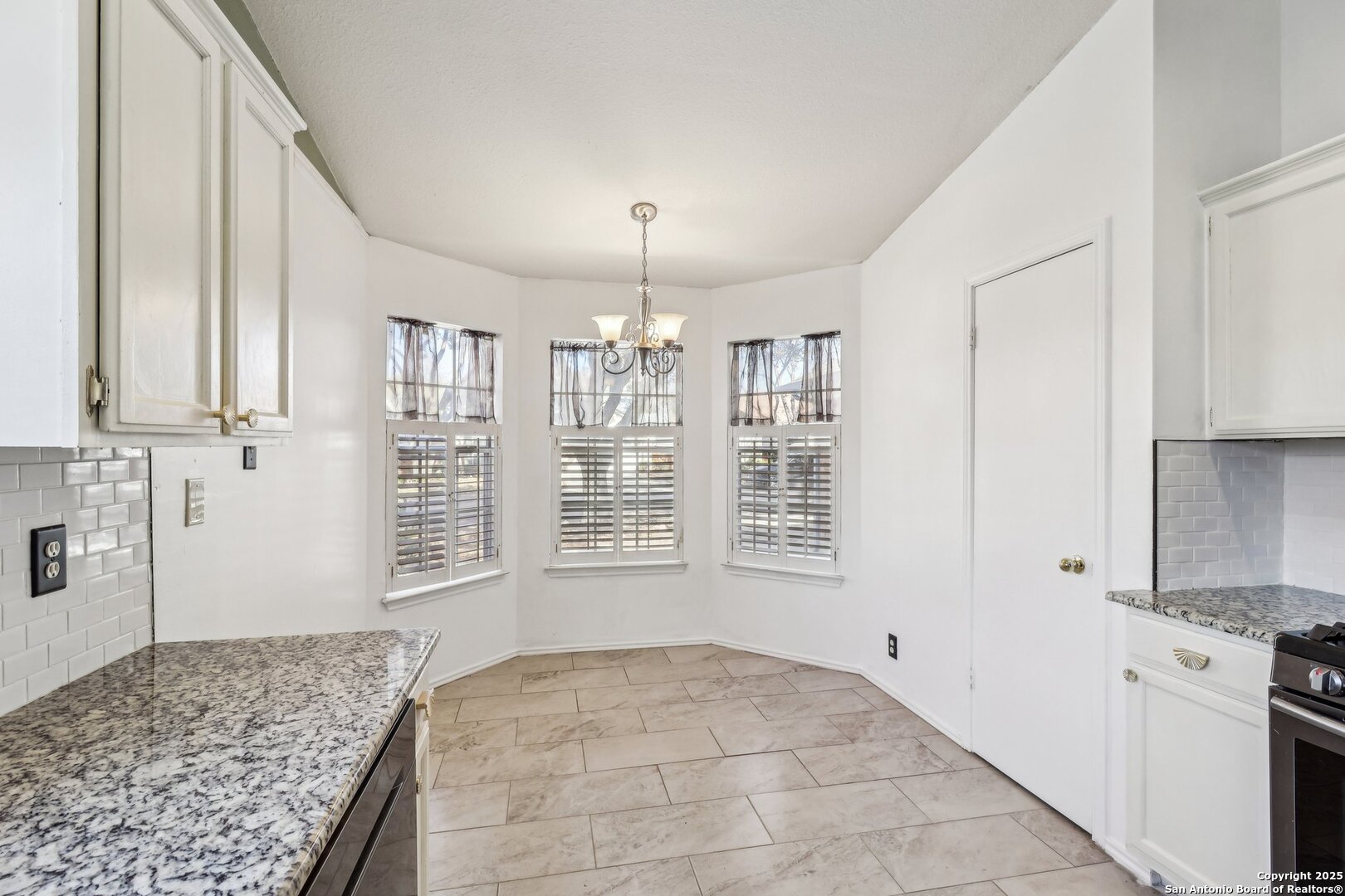 7827 DASHWOOD