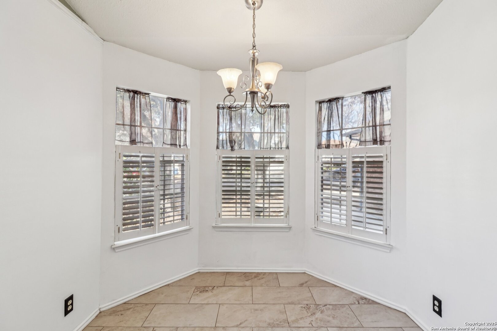 7827 DASHWOOD