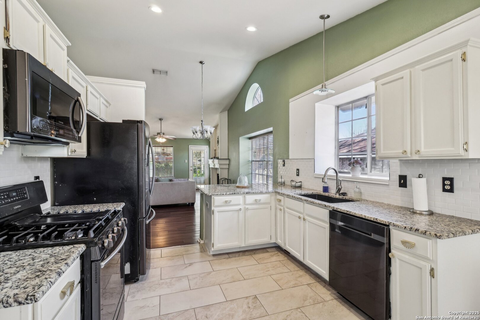 7827 DASHWOOD