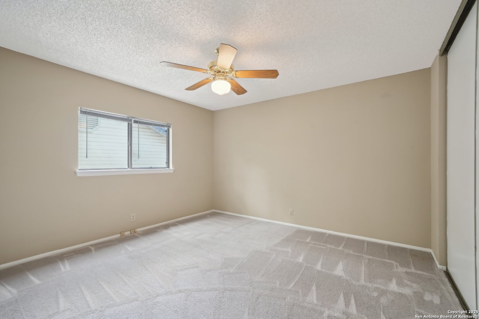 10222 Eagle Bluff