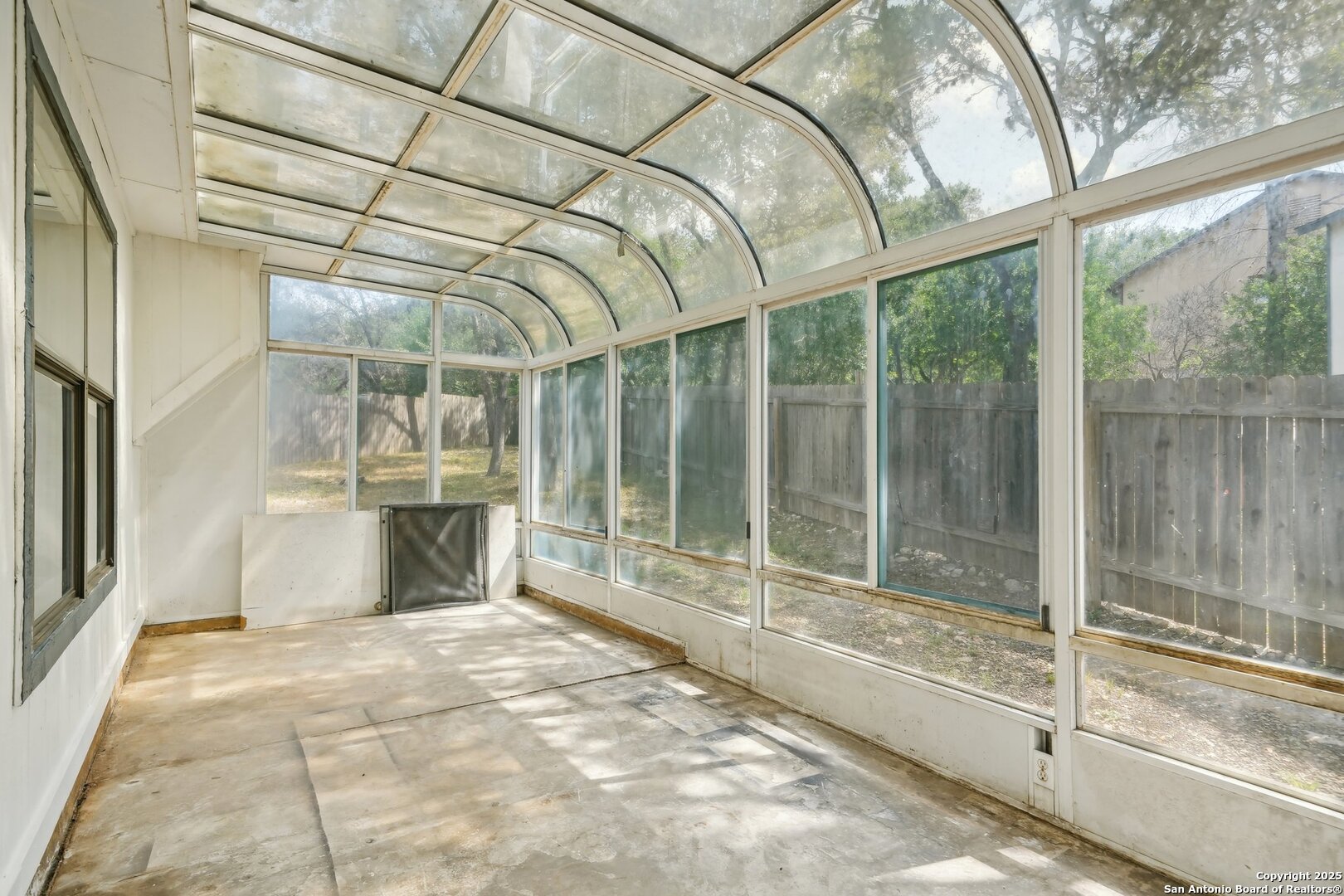 10222 Eagle Bluff