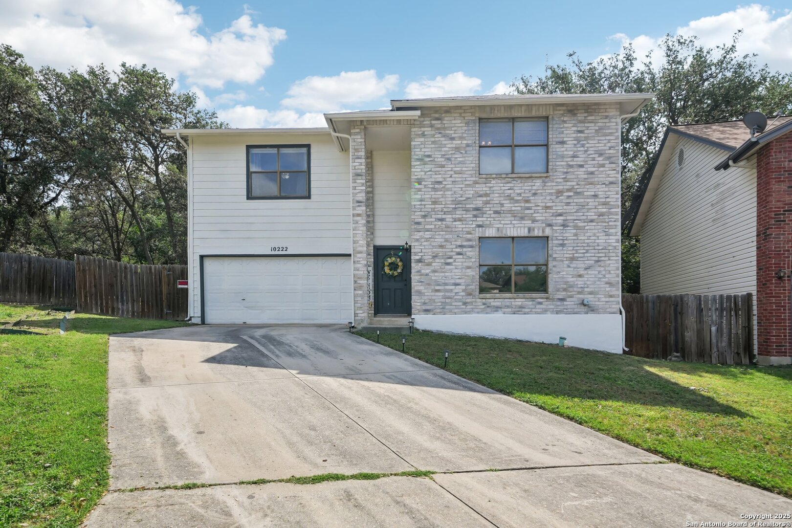 10222 Eagle Bluff