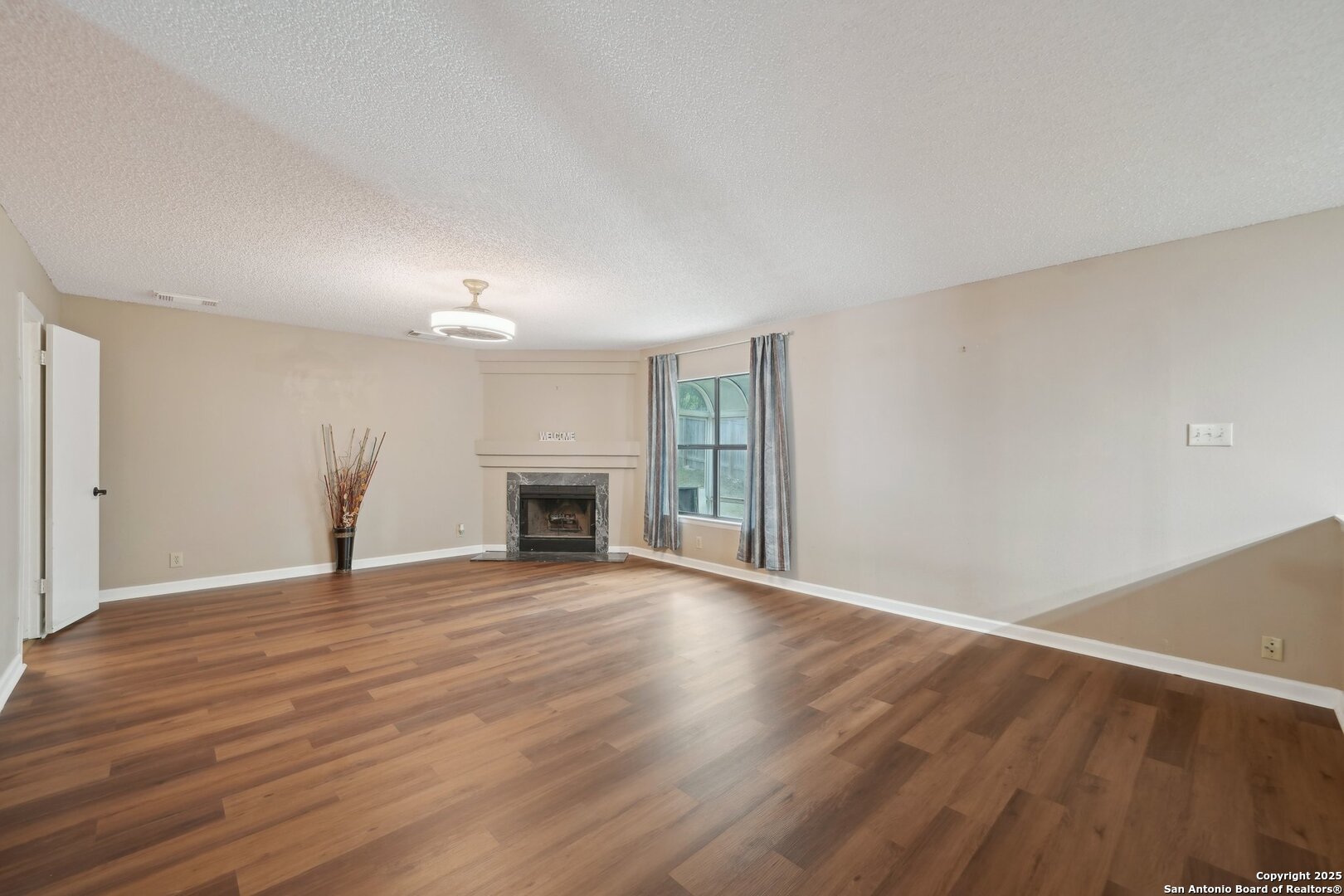 10222 Eagle Bluff