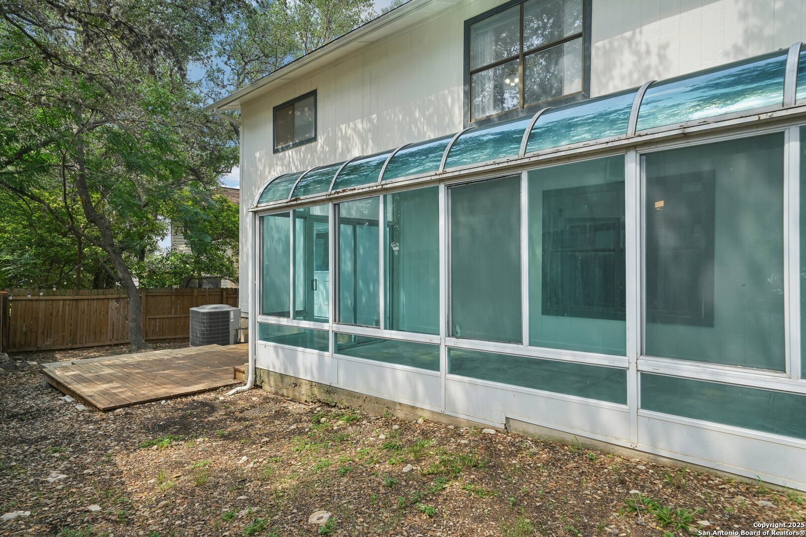 10222 Eagle Bluff
